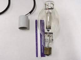 Sylvania 64469 - 1000 Watt - Bt37 - Compact Metalarc - Metal Halide - Reduced Envelope - Unprotected Arc Tube - 3800K - Ansi M47/E - Universal Burn - M1000/U/Bt37