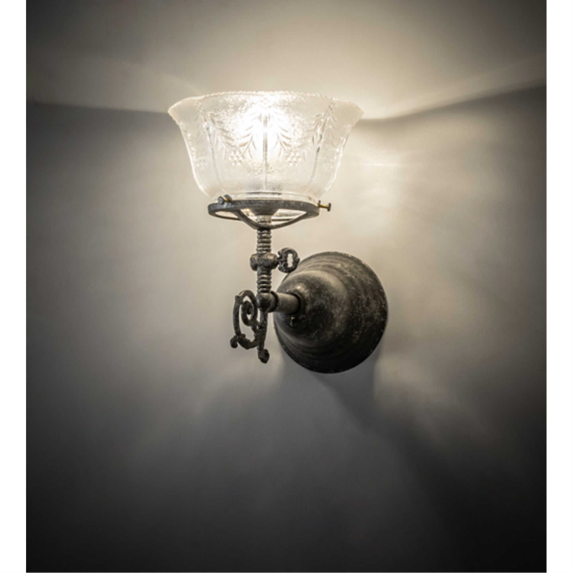 7.5 inch Wide Revival Gas & Electric Wall Sconce