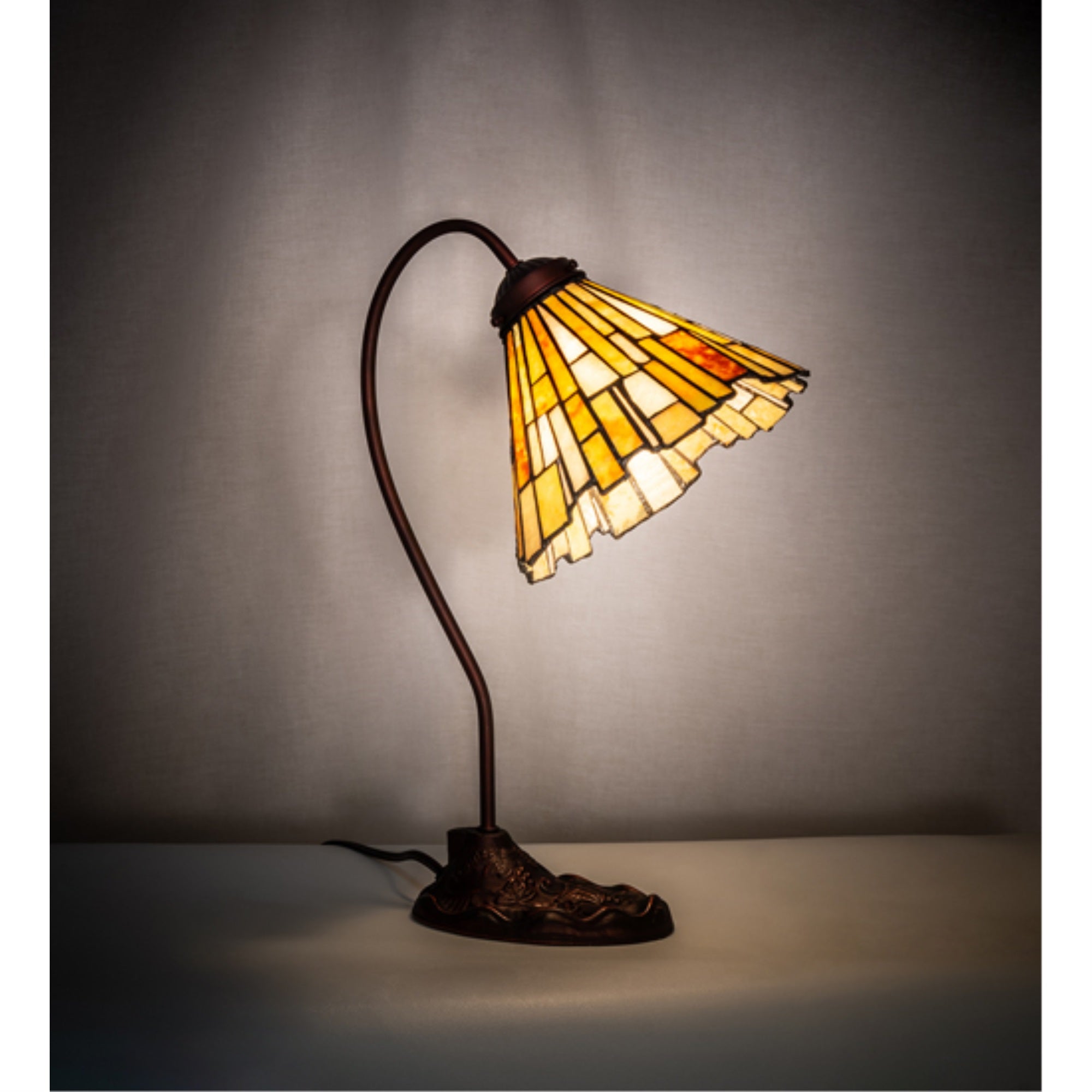 18 inch High Delta Jadestone Desk Lamp