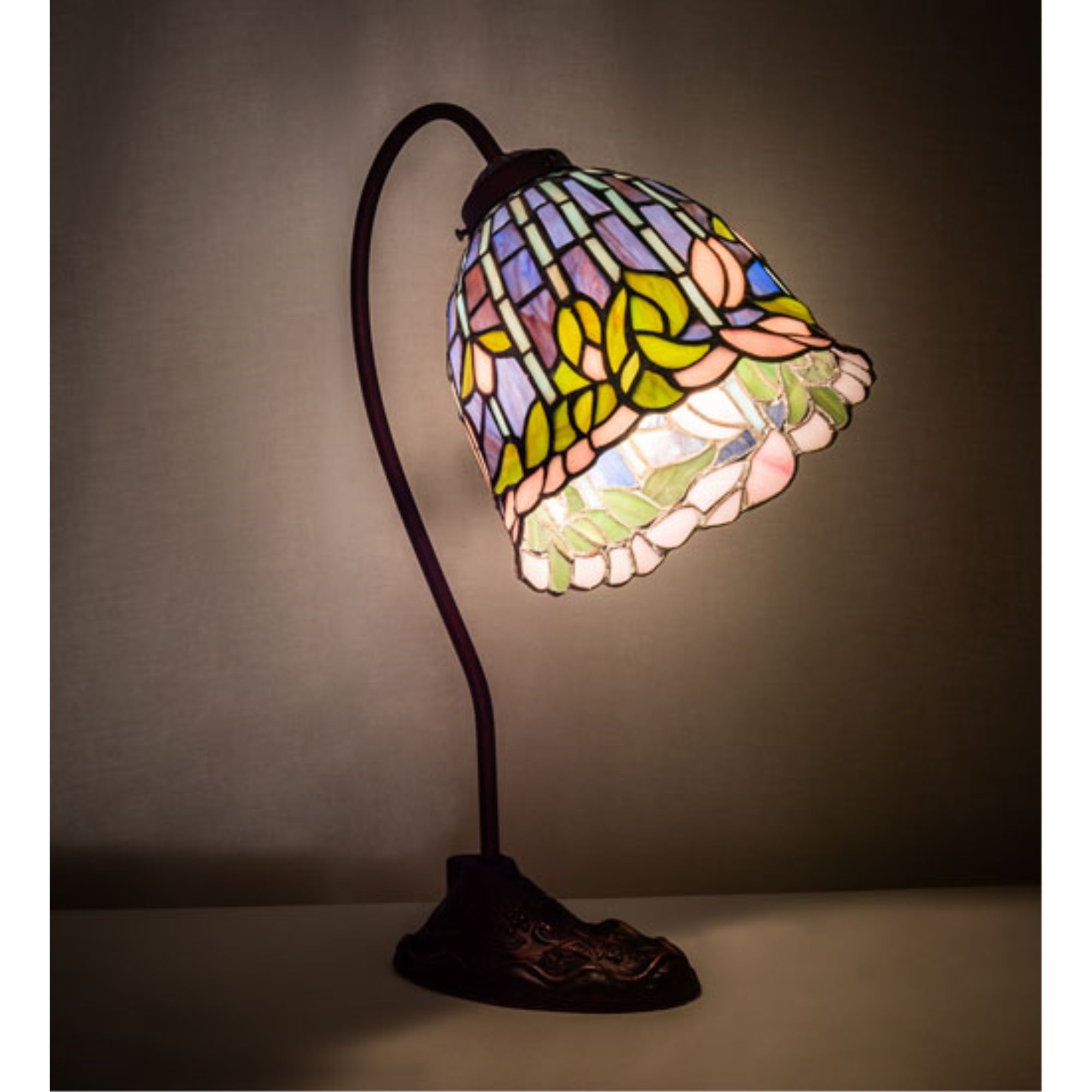 18 inch High Tiffany Flowering Lotus Desk Lamp