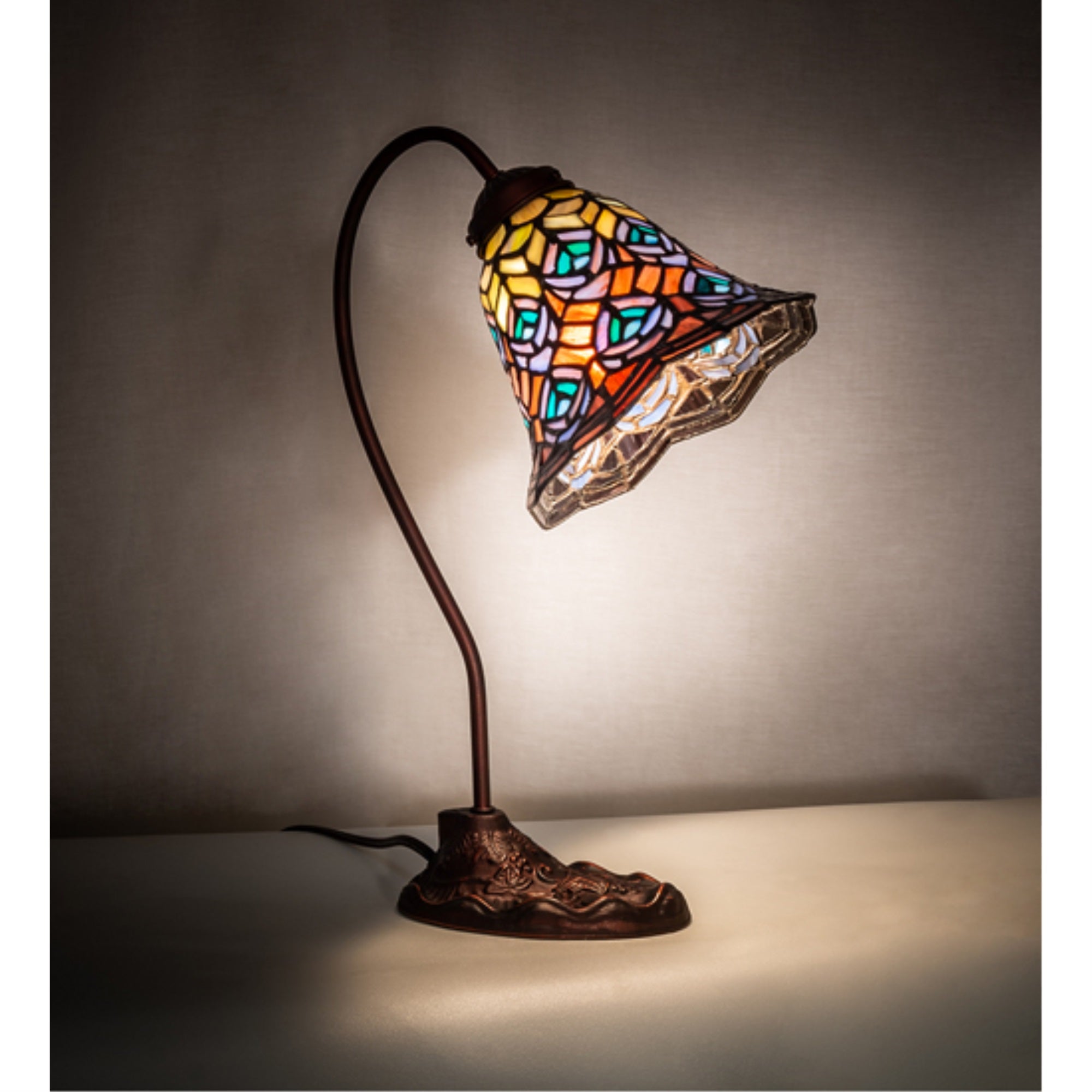 18 inch High Tiffany Peacock Feather Desk Lamp