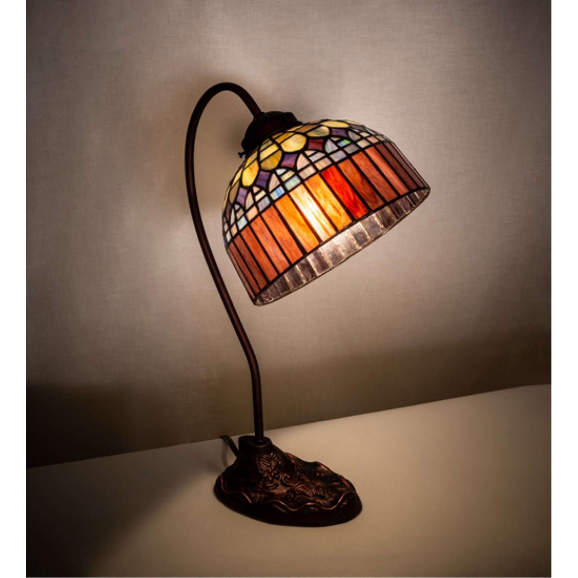 18 inch High Tiffany Candice Desk Lamp