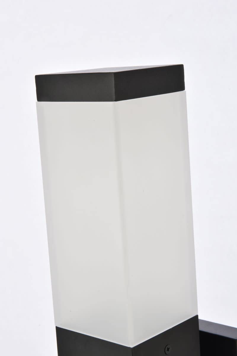 Living District Raine Integrated LED Wall Sconce in Silver