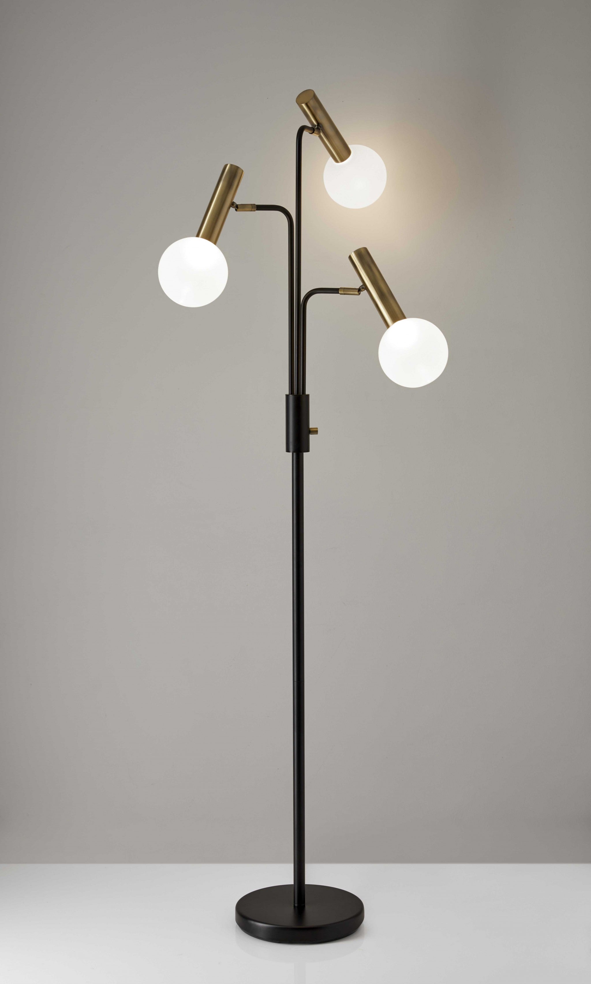 Homeroots Lighting 27&quot; X 20&quot; X 70&quot; Black Metal Led 3-Arm Floor Lamp