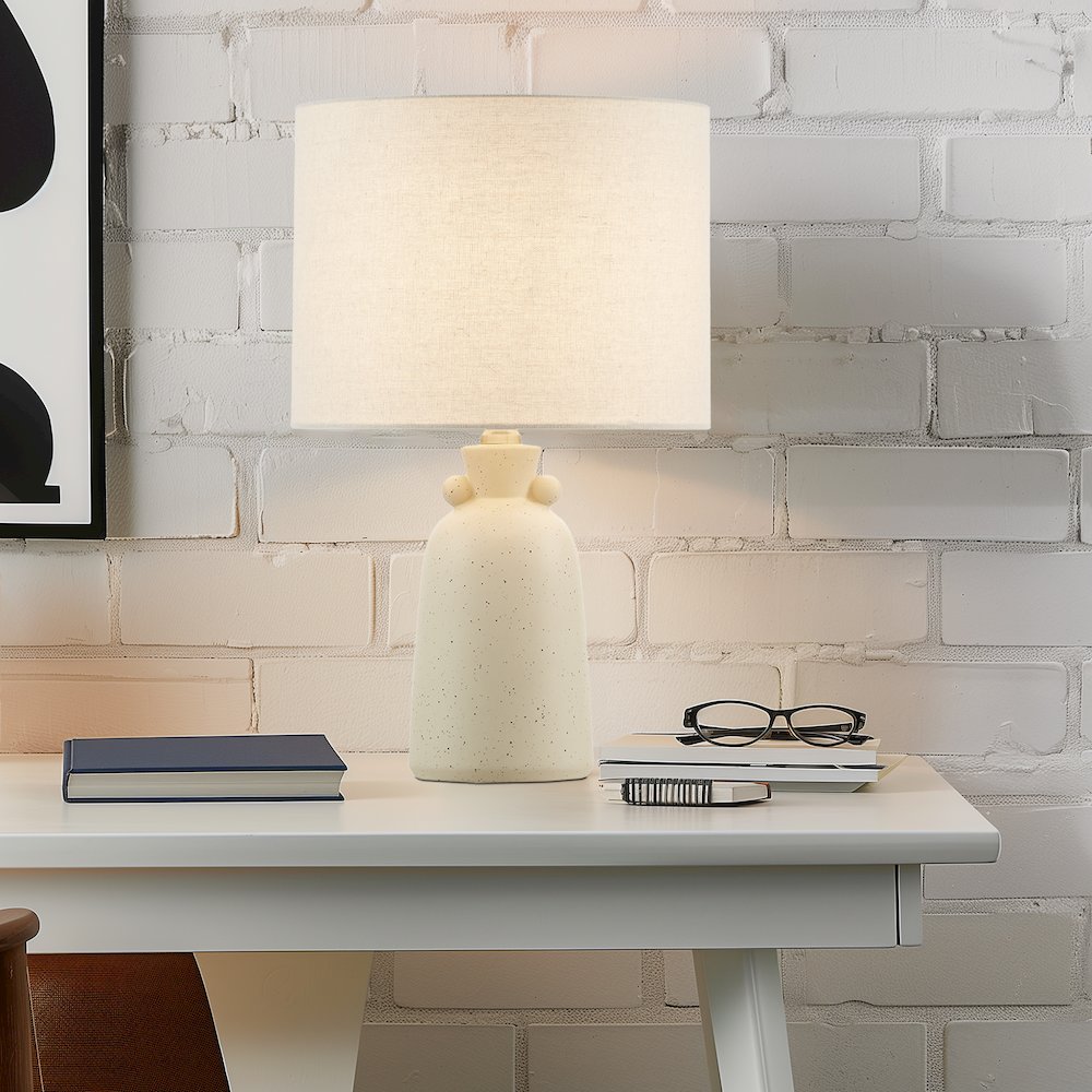 16 Ceramic Table Lamp