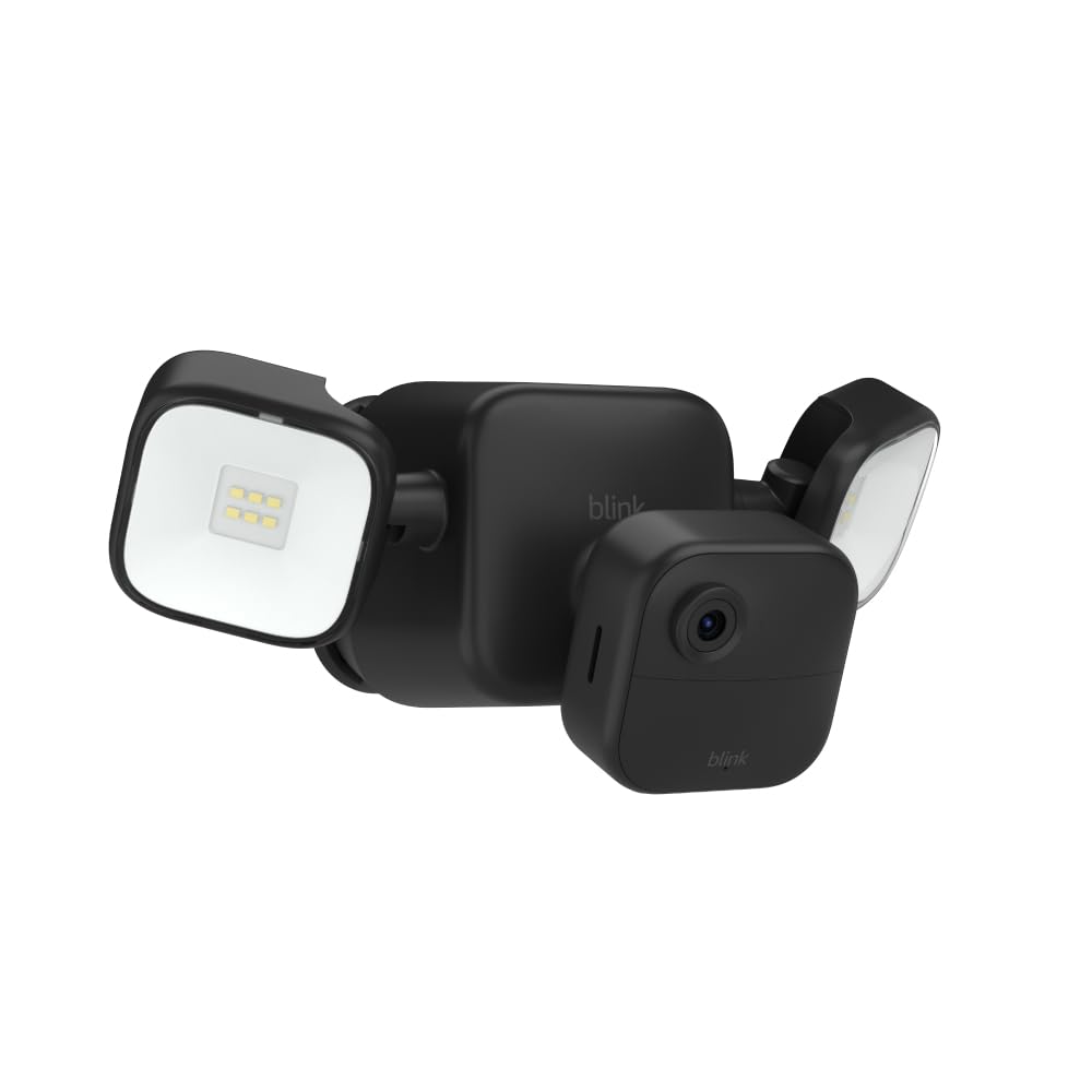Blink Outdoor 4 Floodlight Camera - Wireless smart security camera, 700 lumens, two-year battery life, enhanced motion detection