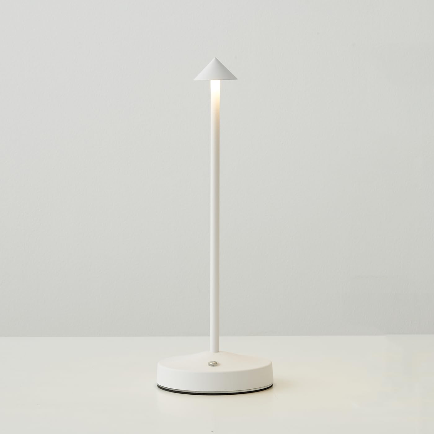 Cordless Table Lamps Rechargeable,White Battery Operated Table lamp in Aluminum,Portable LED Touch 2 Levels Brightness Dimmable 