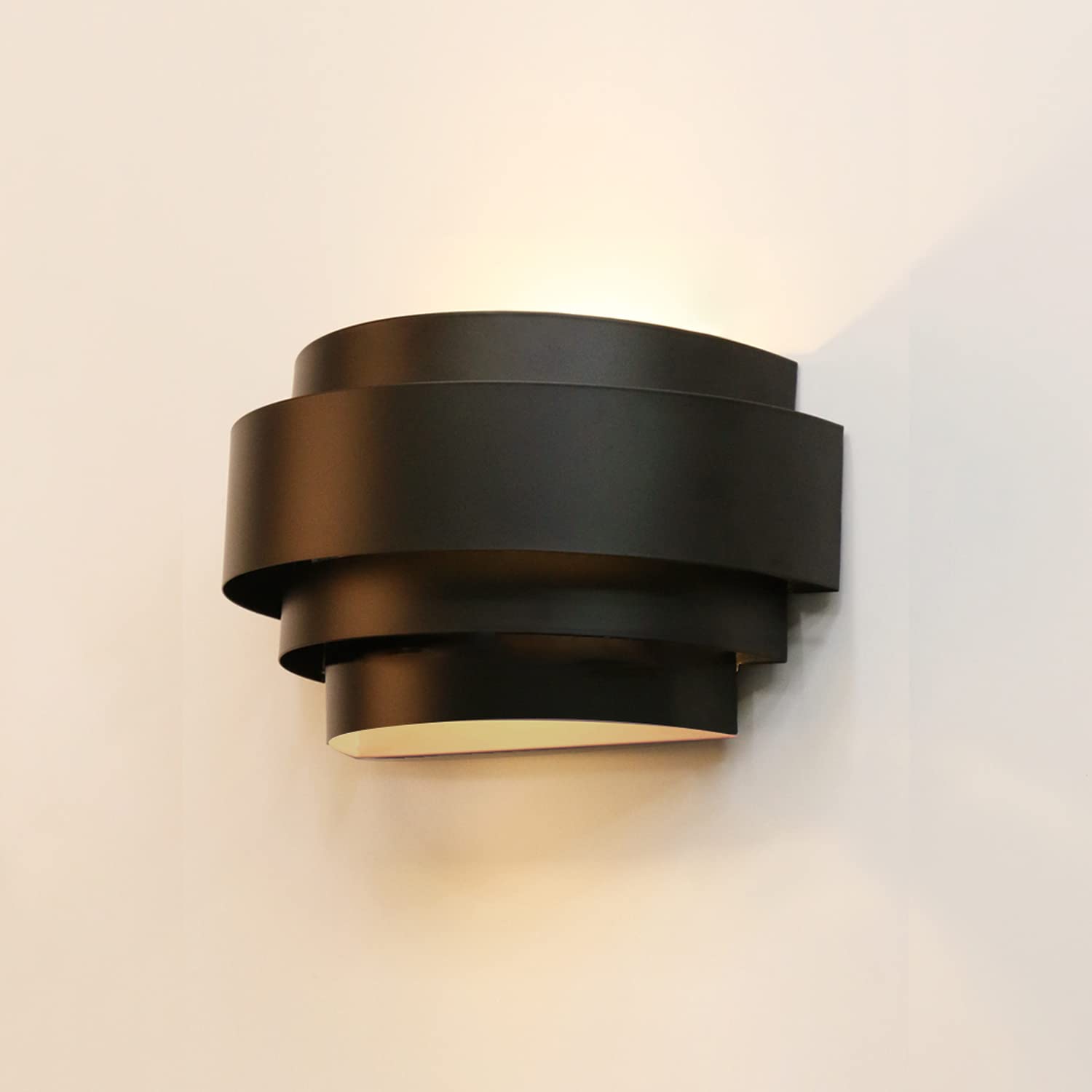 Lightinthebox Black Metal Wall Sconce - Modern Indoor Lighting For Home, Theater, Bedroom