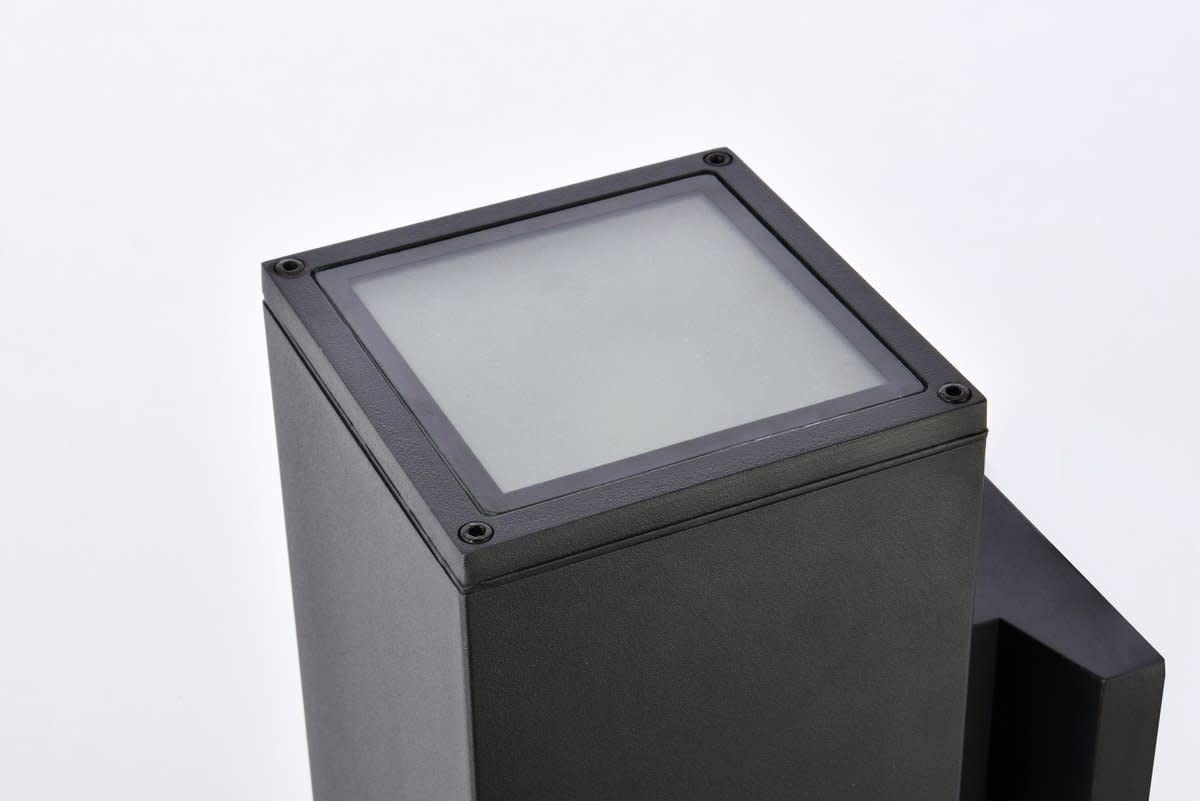 Living District Raine 1-Light Aluminum Outdoor Wall Light in Black Finish