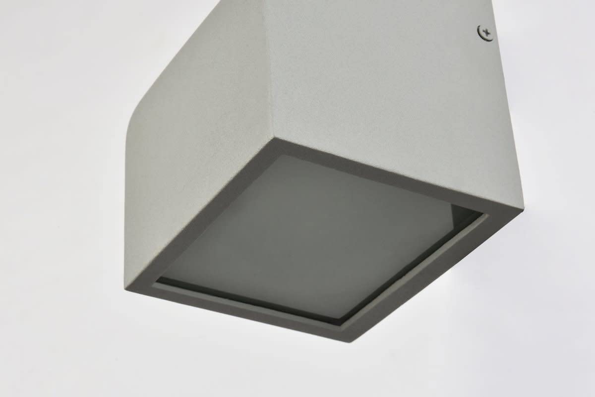 Living District LED Wall Sconce, Modern Design, Metal, 4.5inL x 4inW x 6inH, Silver, Model LDOD4004S