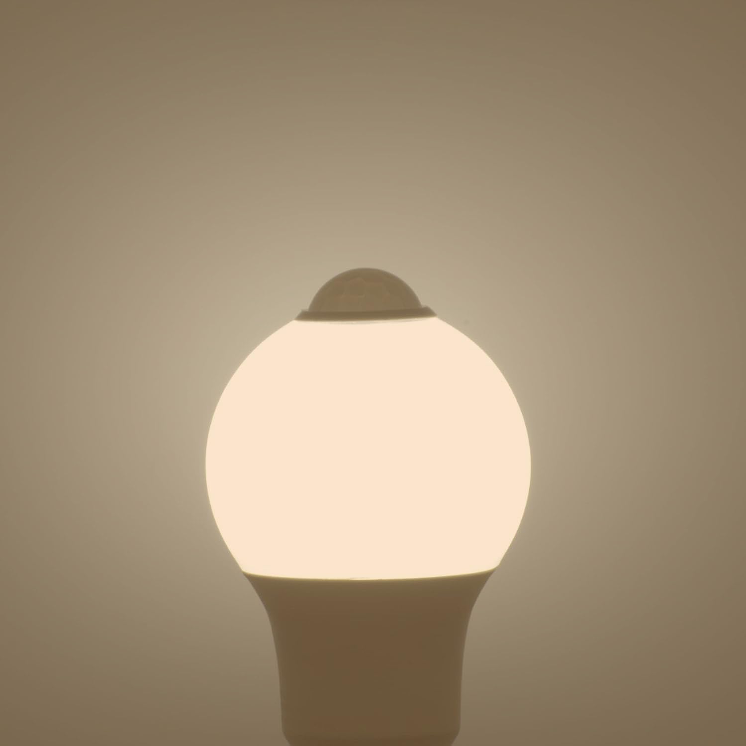 U4GLORY Motion Sensor Light Bulbs, LED 9W (60W Equivalent), 800lm, E26, 3000K, Warm White, 2 Pack, Indoor/Outdoor