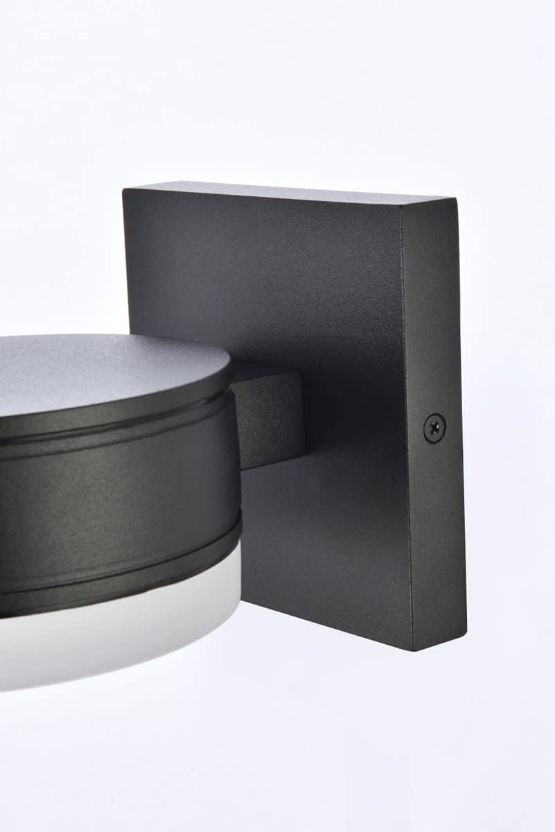 Living District LED Wall Sconce, Modern Decorative Light Fixture, Metal, 5inx6.75inx4.5in, Silver, Model LDOD4013S