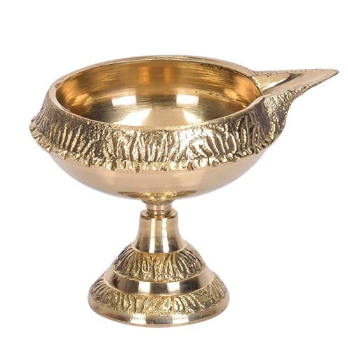 KUVI Pure Brass Kuber Deep Stand | Diyas for Pooja | Hand Engraved Diya for Puja | Deepak for Home, Temple (50 Gm,Pack 2)