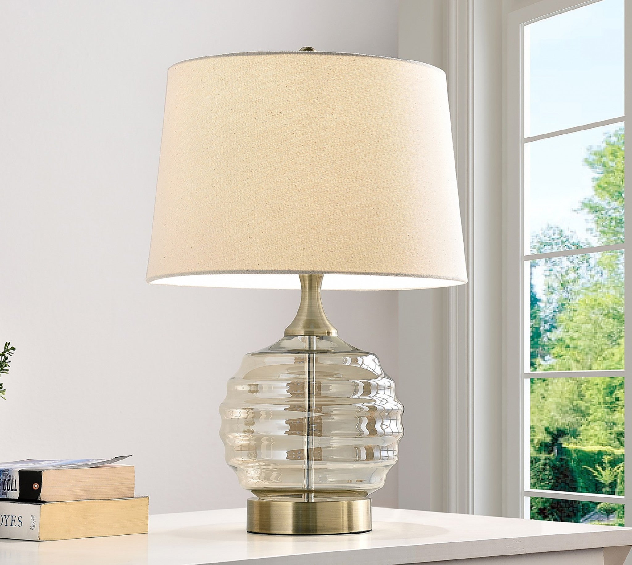 23'' Off-White Metal Bedside Table Lamp With Off-White Shade