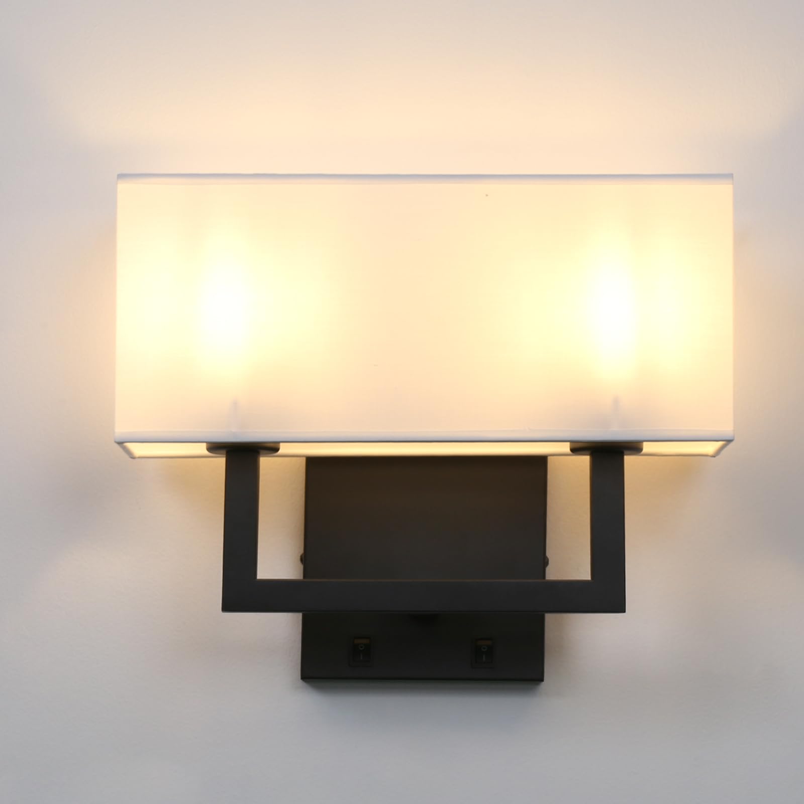 Yosoan Indoor Bedside Wall Sconce with On Off Switch, Modern Boho Interior Finish Brass 2-Light Vanity Vintage Industrial with S