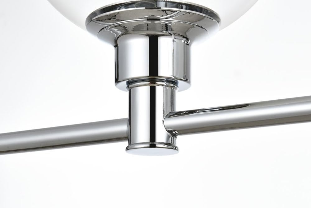 Living District Jaelynn 2-Light Iron & Glass Bath Sconce in Brass/Clear