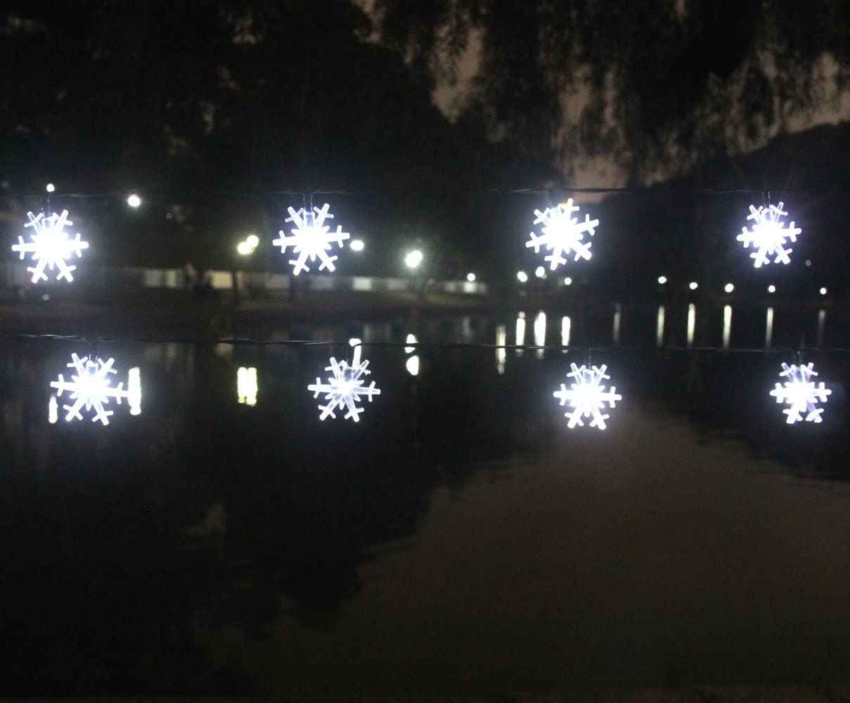 Inngree Solar Christmas String Lights Outdoor Waterproof 30 LED 20Feet Solar Snowflake Christmas Fairy Lights Decorations with 8