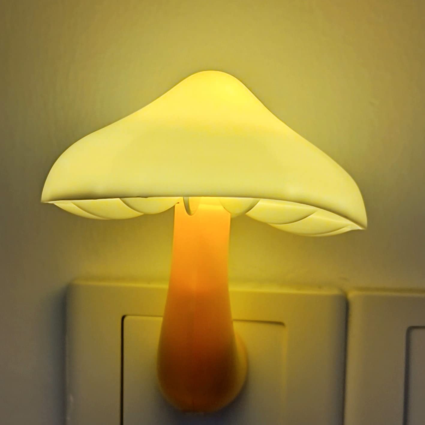 AUSAYE Sensor LED Night Light Plug in Wall Lamp, Energy Saving NightLight Cute Mushroom Night Lights for Adults Kids Bedroom,Bat