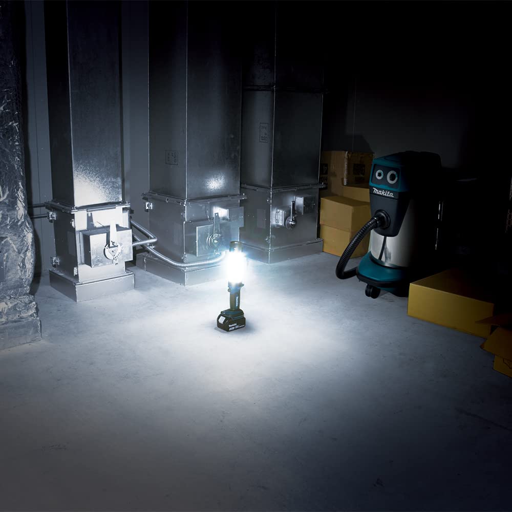 Makita DML806 18V LXT Cordless L.E.D. Lantern/Flashlight - Teal, Metal, One Size