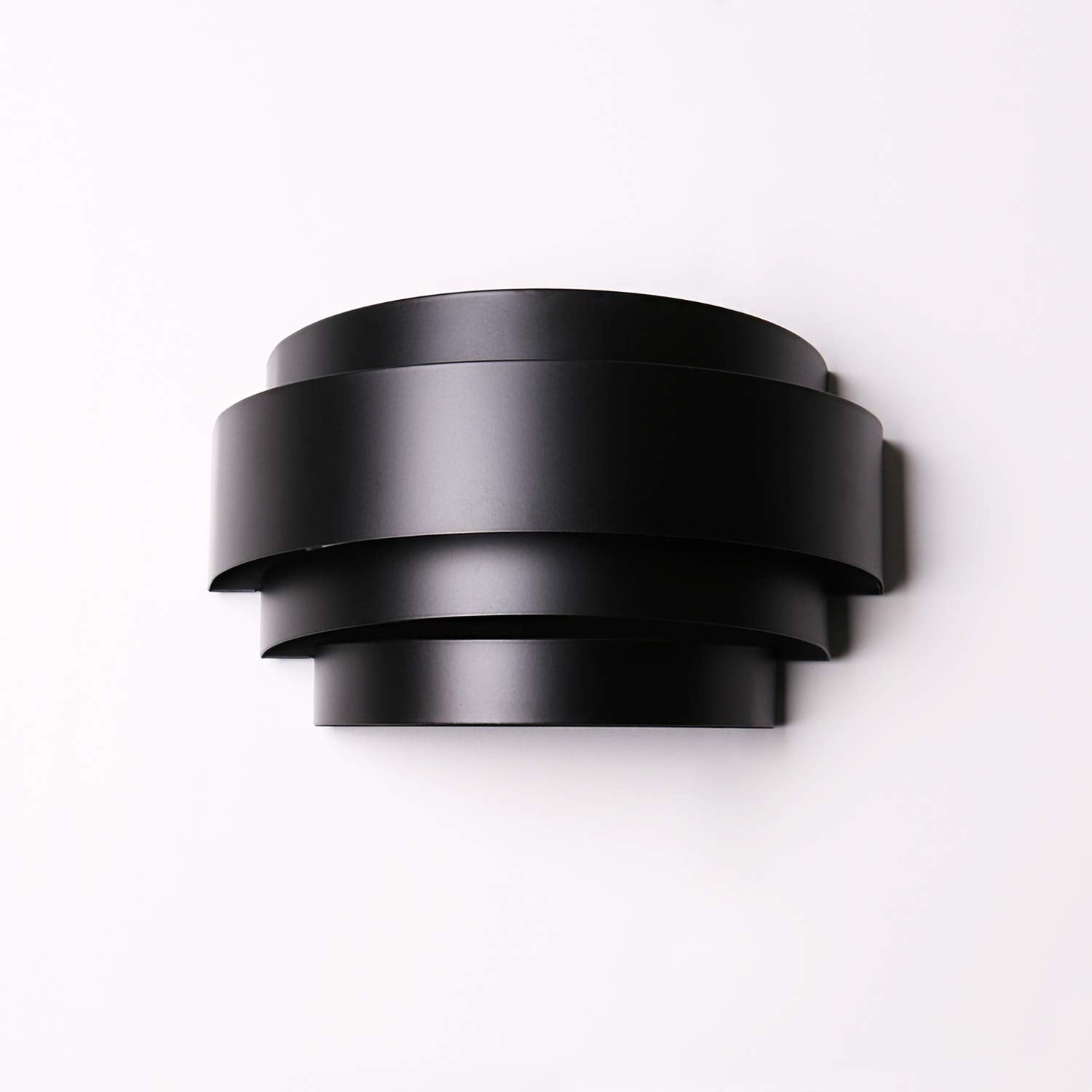 Lightinthebox Black Metal Wall Sconce - Modern Indoor Lighting For Home, Theater, Bedroom