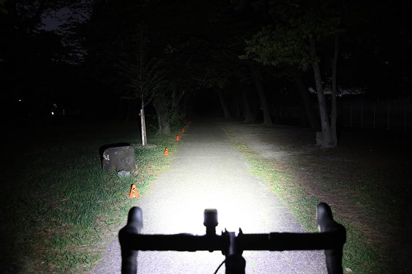 CatEye Ampp 400S Super Bright LED Bicycle Front Light - 400 Lumens OptiCube Technology - IPX4 Waterproof Rated - FlexTight Easy