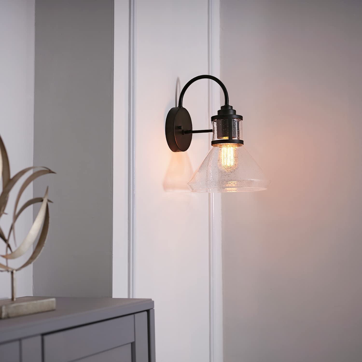 GLOBE Electric Torrent 1-Light Outdoor Wall Sconce, Black, Seeded Glass Shade, Model 44661, 60W Vintage Edison Bulb Included
