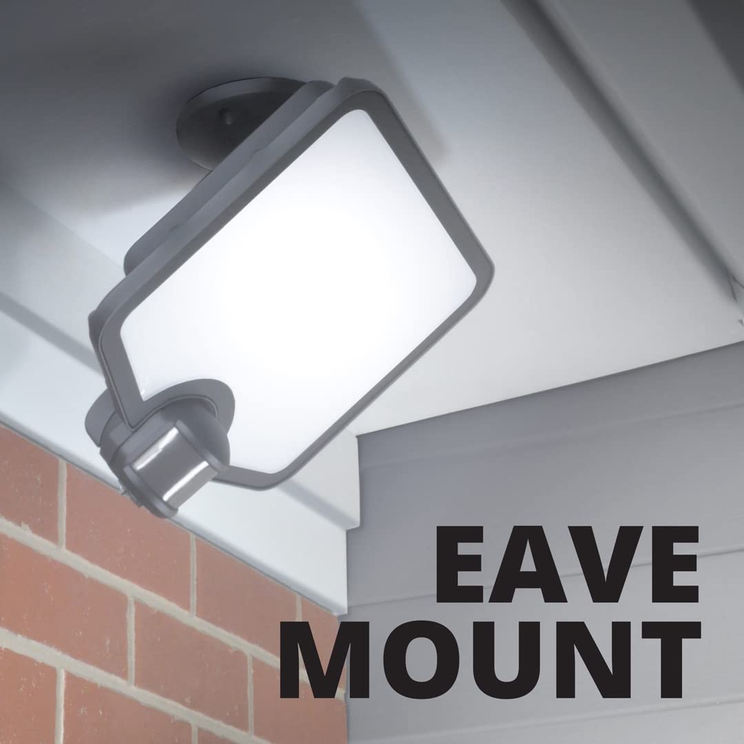 Good Earth Lighting Hyper Bright LED Motion Sensor Floodlight - 2000/7000 Lumens, 3000K/4000K/5000K, Bronze, Model SE1249-BP