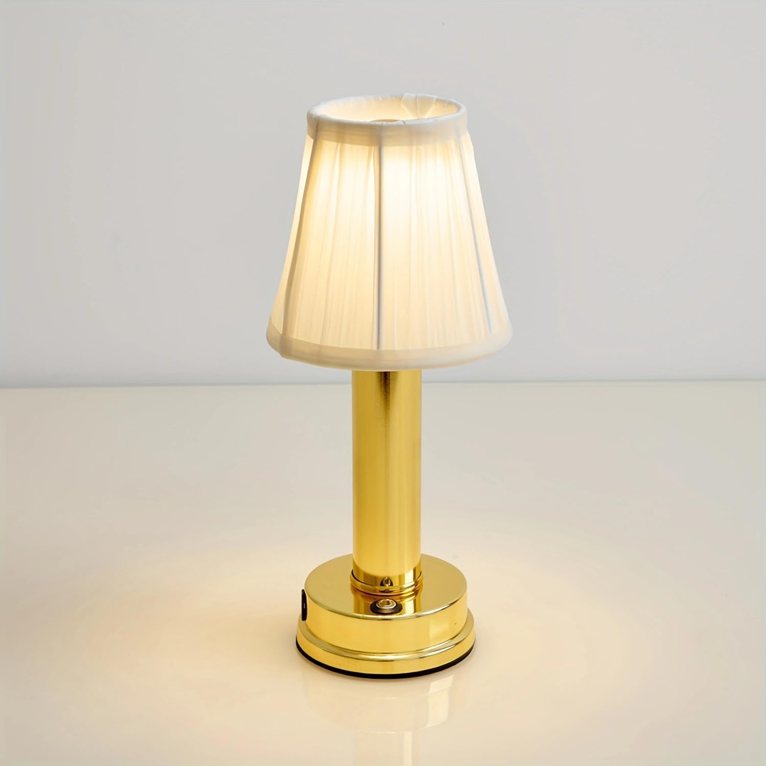 eypid 2000mah Battery Cordless Table Lamps 3W LED Table Lamp Dimmable Portable Table Lamp 3 Level Brightness Cordless Table Lamp