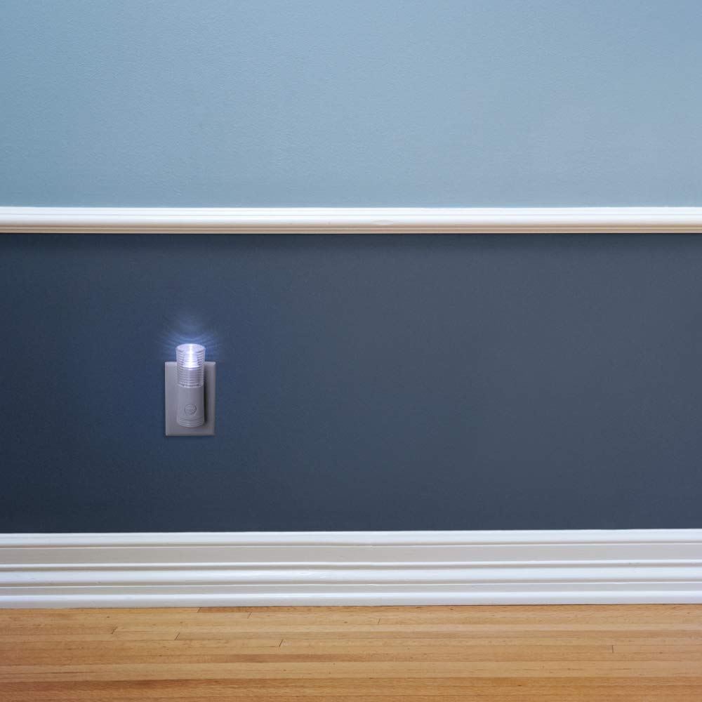 Feit Electric Candelabra Base LED Night Light Bulb, 0.6W, 30 Lumen, 5000K Daylight, 4 Count, Model BP7C7/