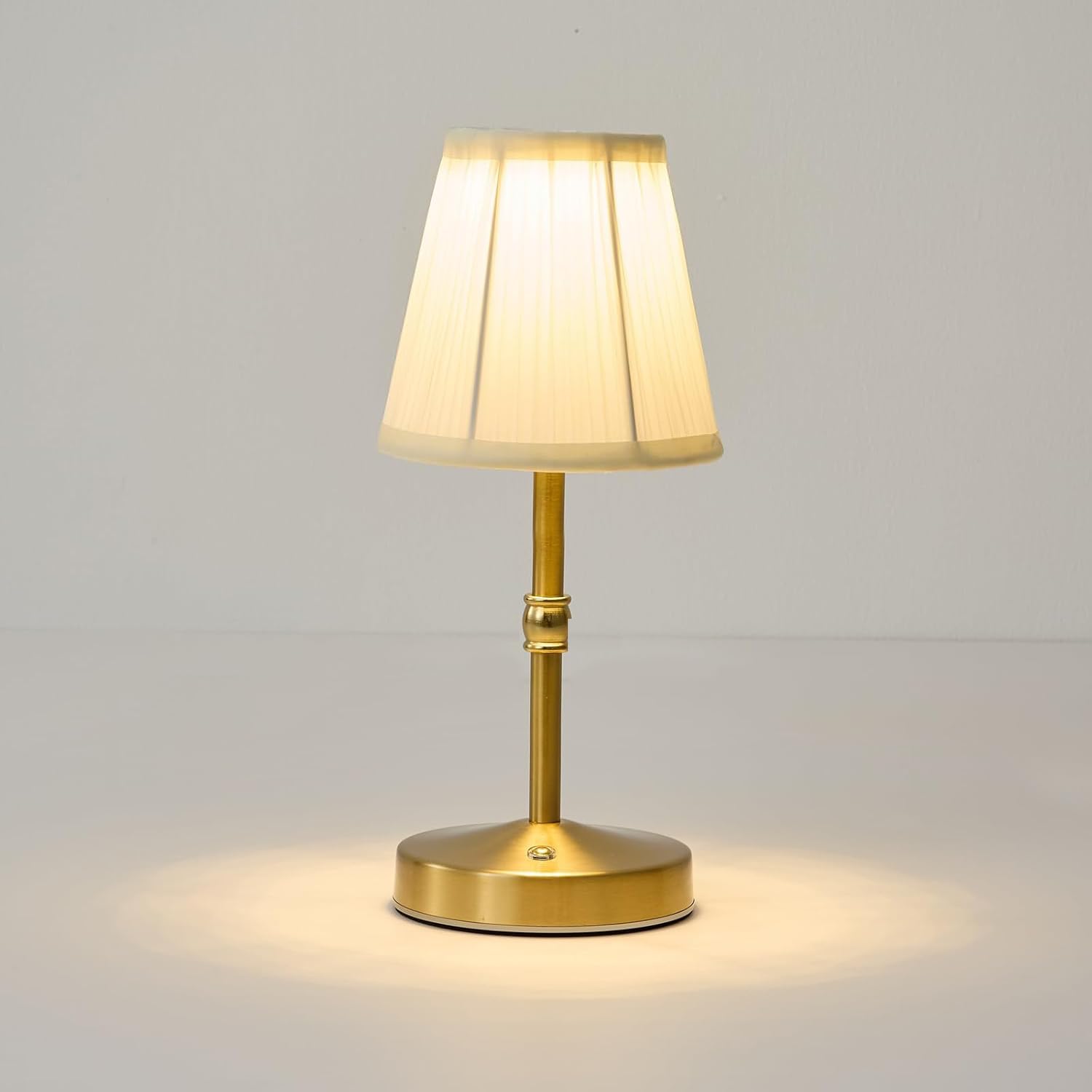 3000mah Battery Powered Lamp for Home Small Cordless Lamps Rechargeable 3 Color Temperature 5W LED Touch Lamp Battery Operated Table Lights Wireless Lamps for Tables Kitchen Living Room (Gold H11 )