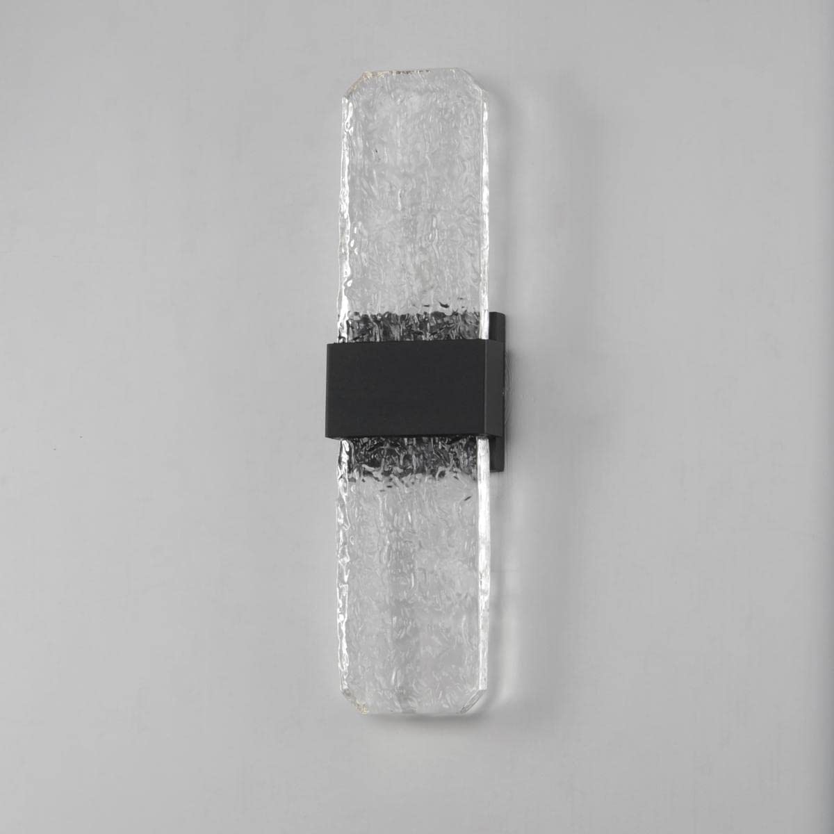 Et2 Rune Led Outdoor Wall Mount Light, 16W, Black, 19&quot; Tall, 5.25&quot; Wide, Metal