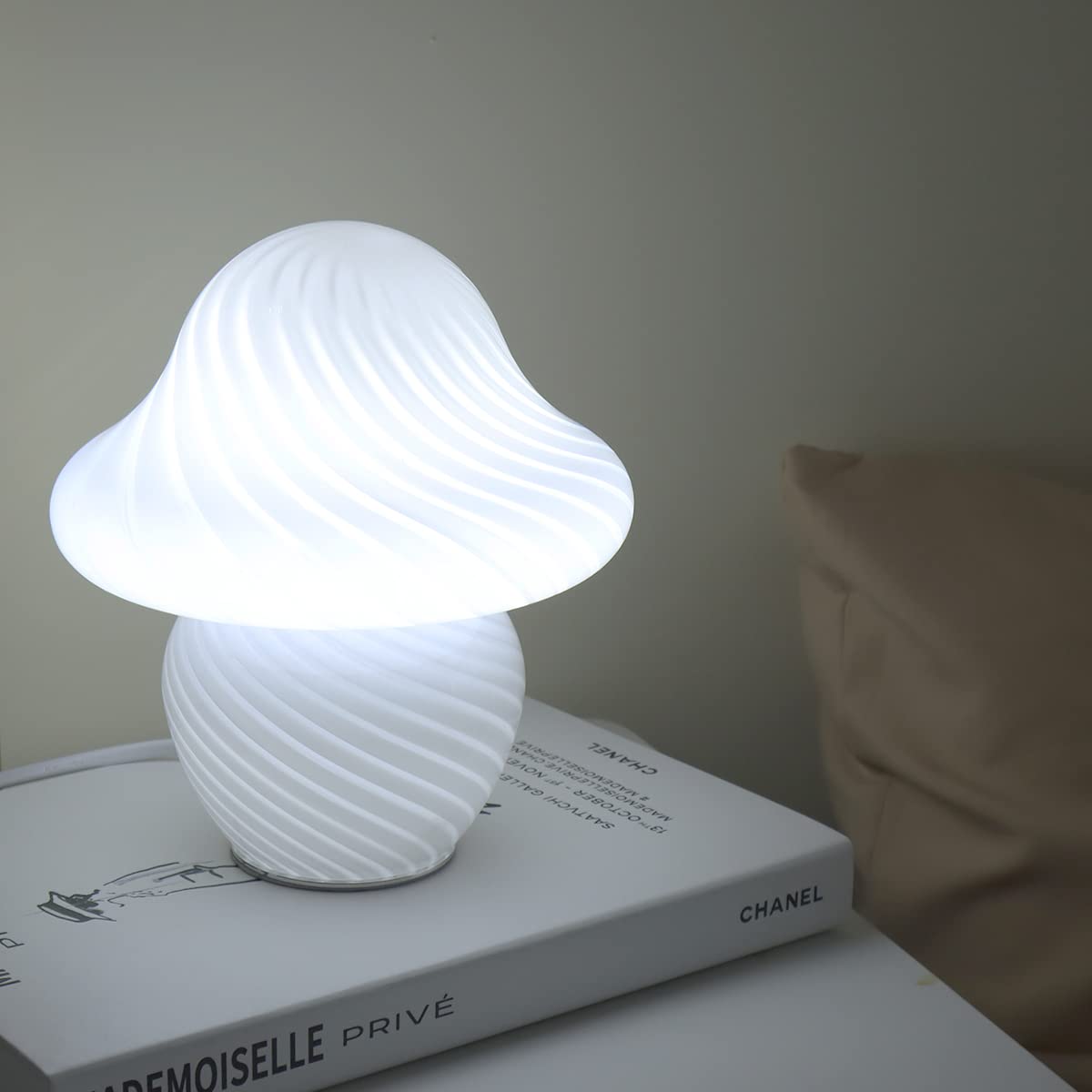 Heqet Mushroom Table Lamp White With Strip