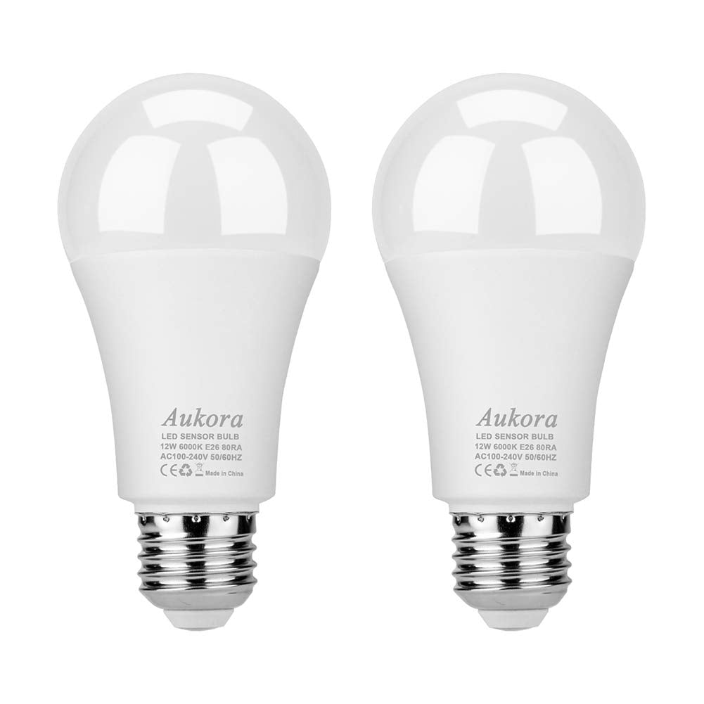 Aukora Dusk To Dawn Light Bulb, 12W (100-Watt Equivalent) Smart Sensor Light Bulbs Super Bright E26 Automatic On/Off Security Li