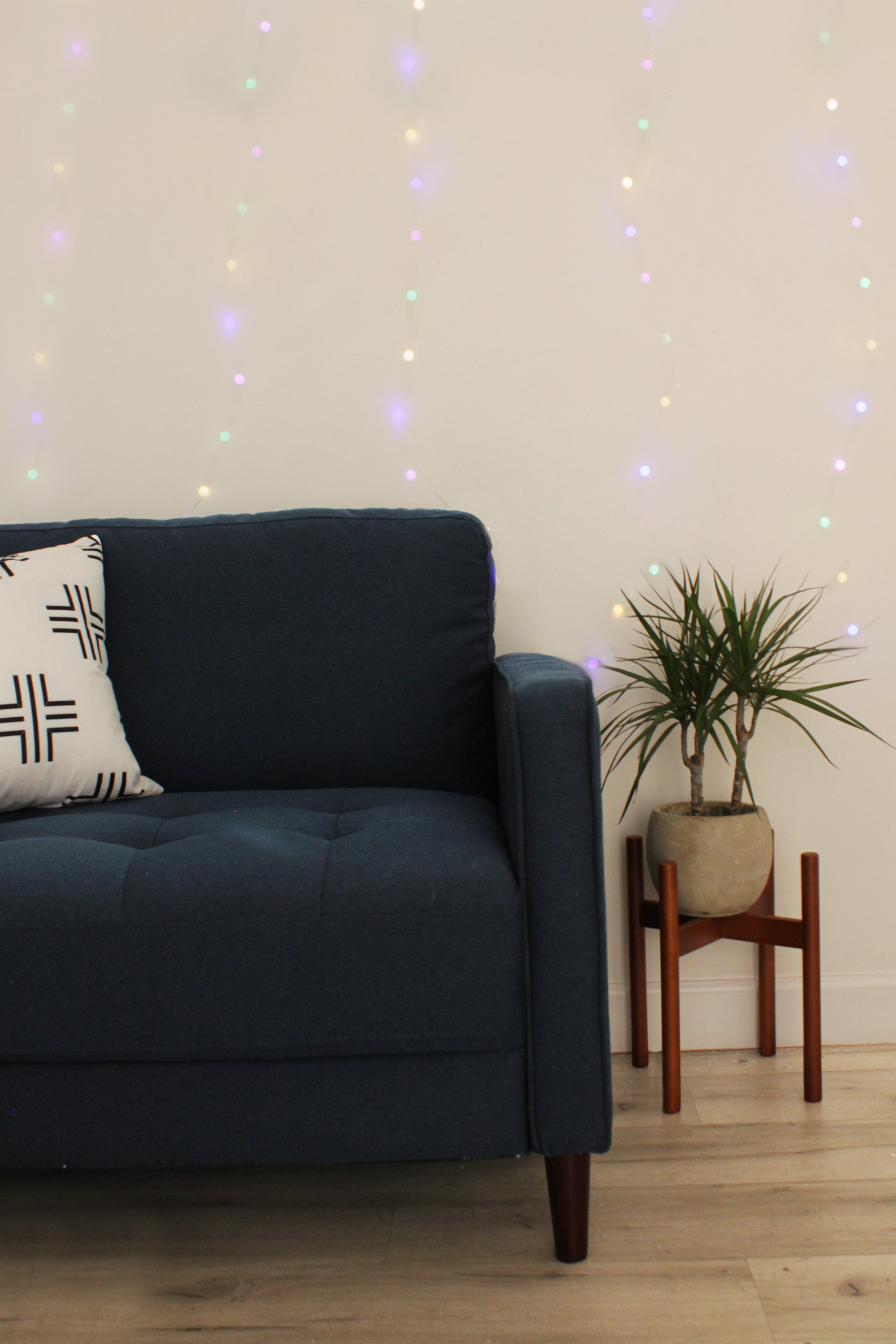 USB Fairy Curtain Lights Decorative Ambient Lighting with Remote 300 LED 9FT x 9FT
