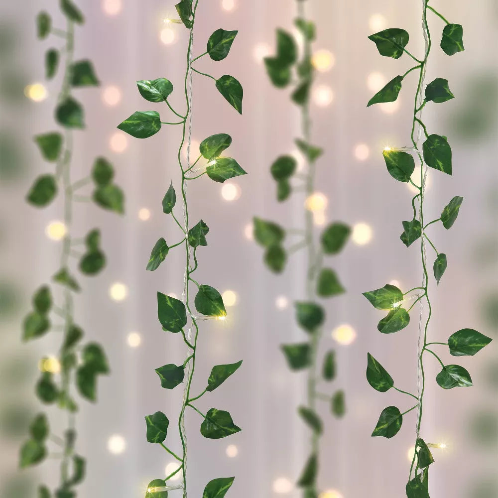 66LED Ivy Leaf Curtain String Lights 3ft x 5ft Battery Operated Warm White