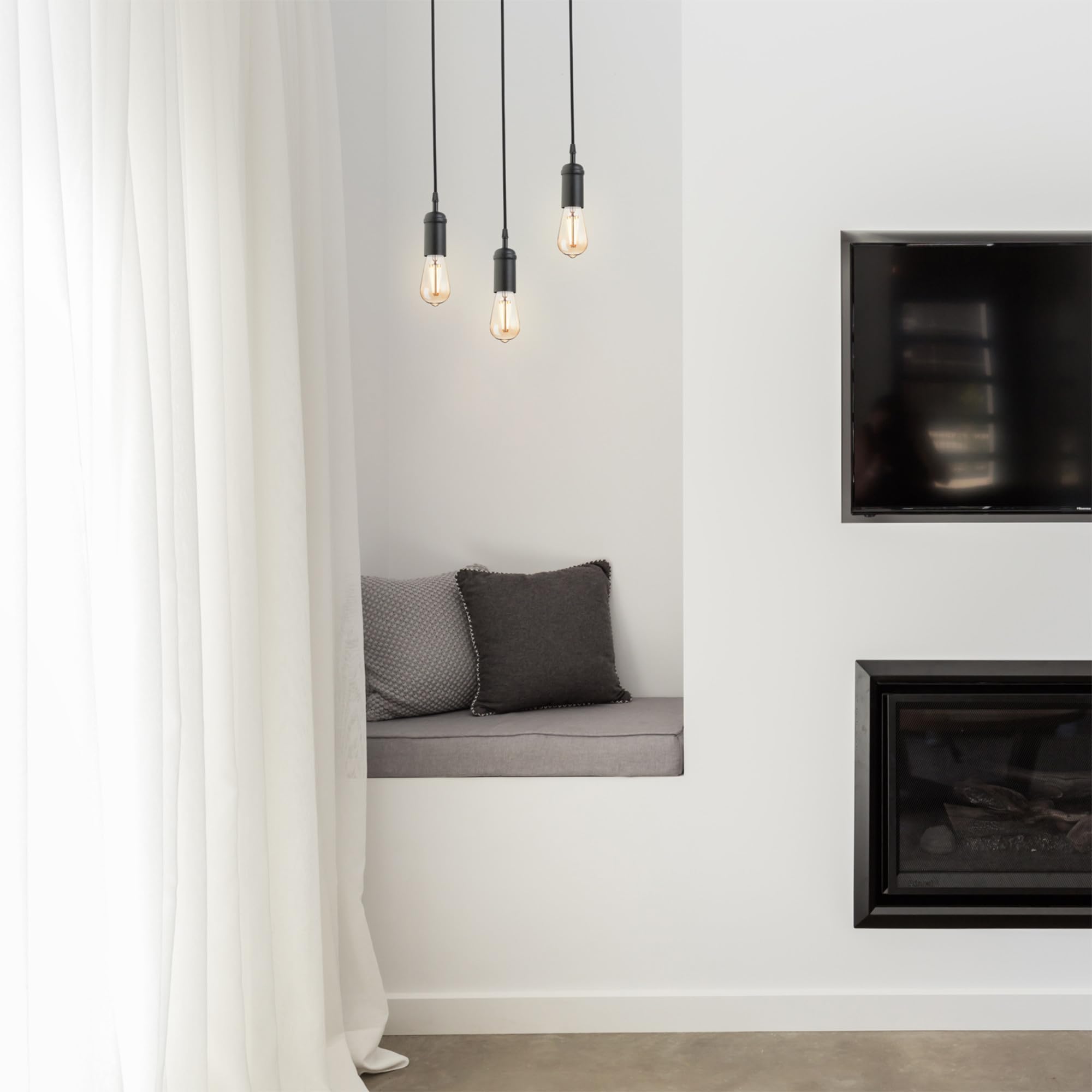 Globe Electric 60W Equivalent Soft White (2000K) Vintage Edison Dimmable Led Light Bulb, E26 Base, 650 Lumens, Amber Glass,73193