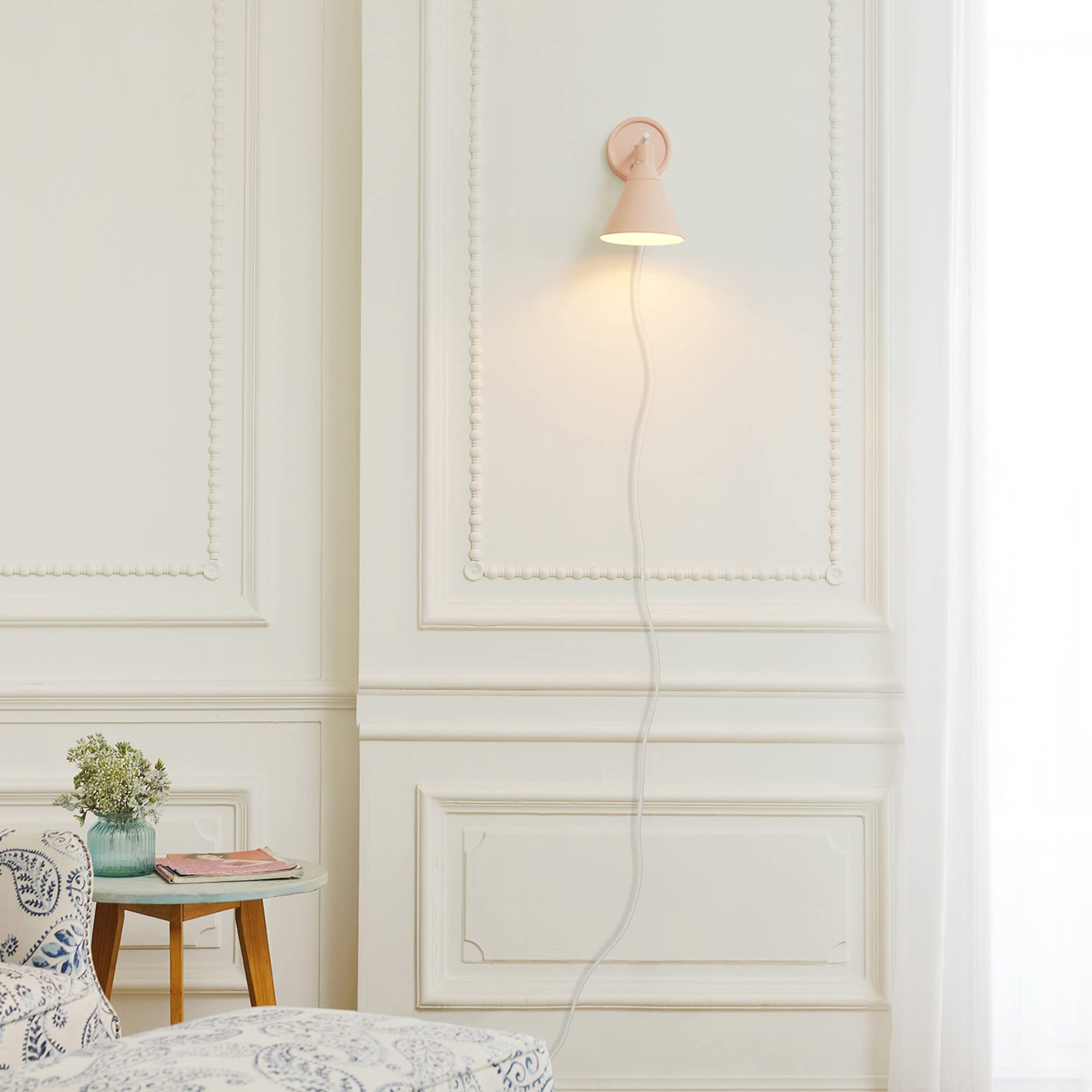 Globe Electric 65543 1-Light Dimmable Plug-in or Hardwire Wall Sconce, Matte Blush Pink, Matte White Accent, Stepless Dimming Ro