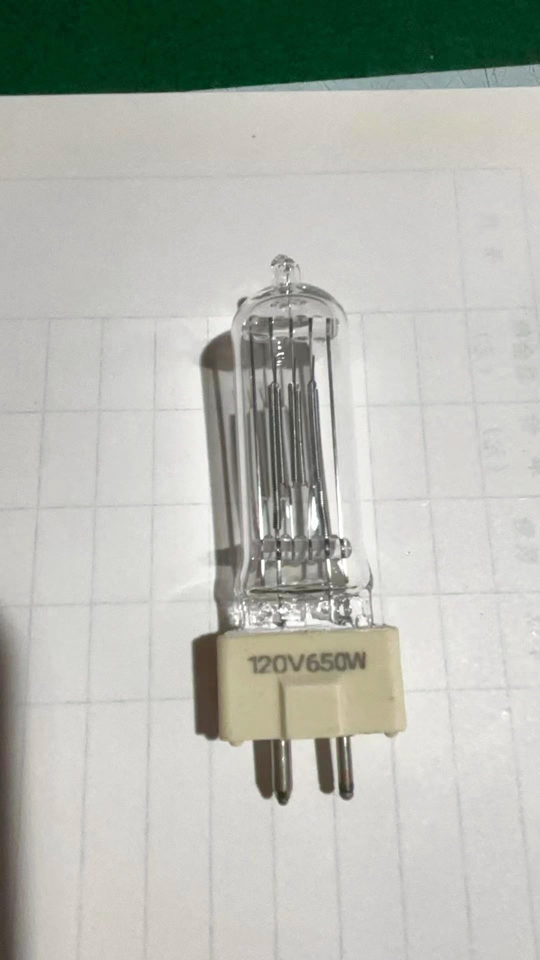 Tawelun Frk T7 120V 650W Bi-Pin Based Stage Gy9.5 Frk 650W Halogen Lamp Bulb,T-7 Stage Studio Lamp,Clear,Frk 120V 650W Halogen L