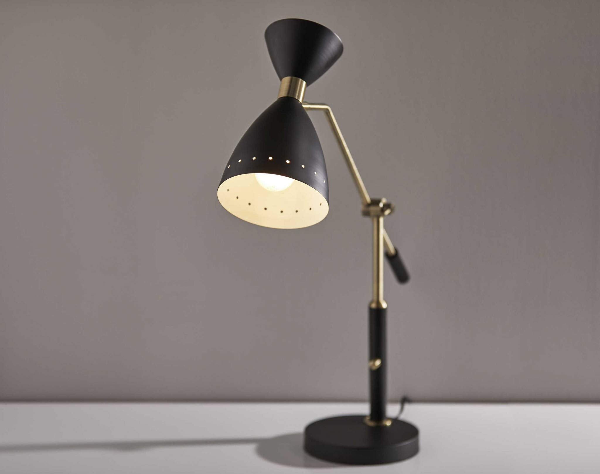 HomeRoots Adjustable Desk Lamp, Brass Cinch, Black Metal, Model HRF-372896