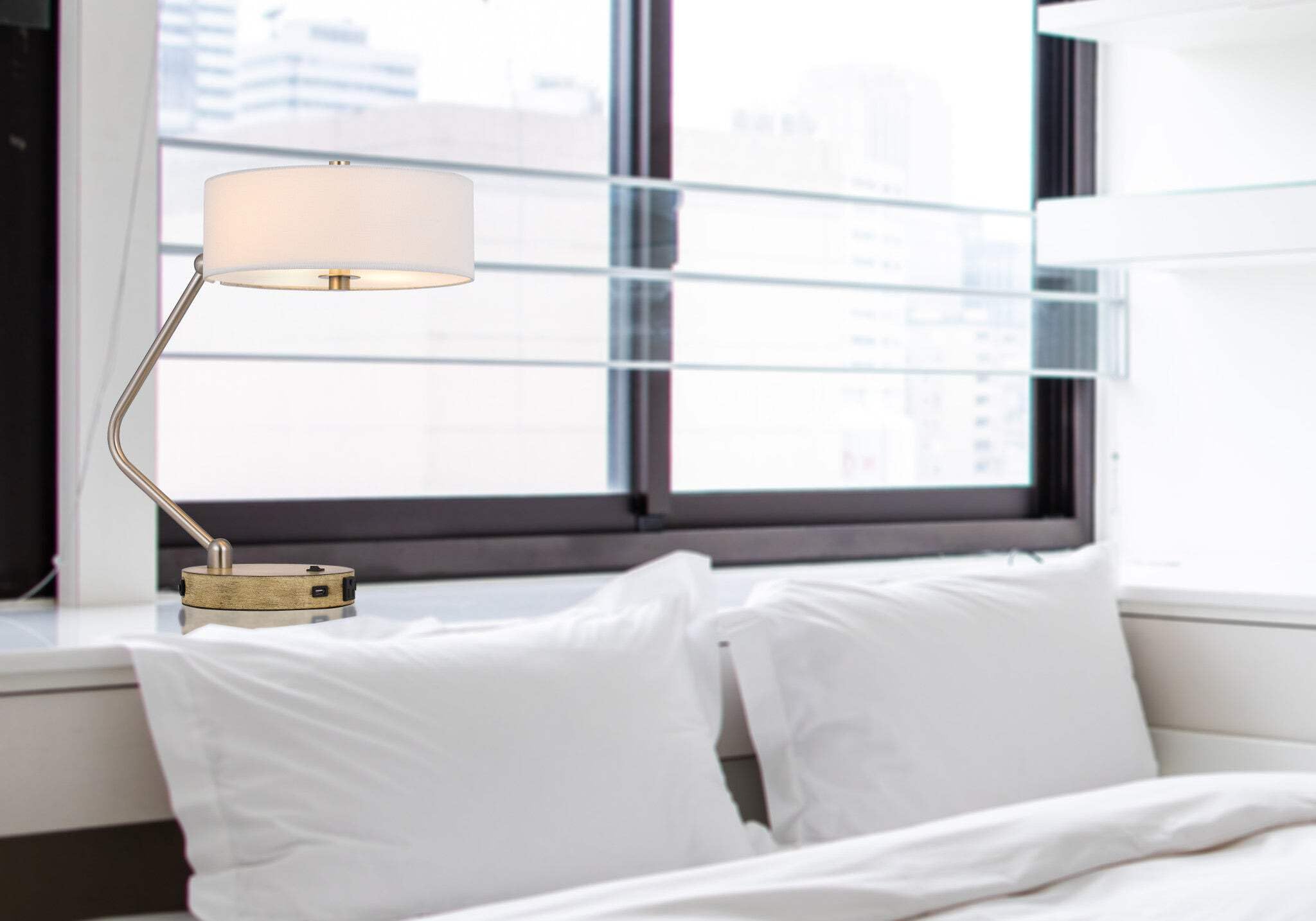 Homeroots Nickel Metal Two Light Usb Desk Lamp With White Drum Shade, Model 524743, 20 In.