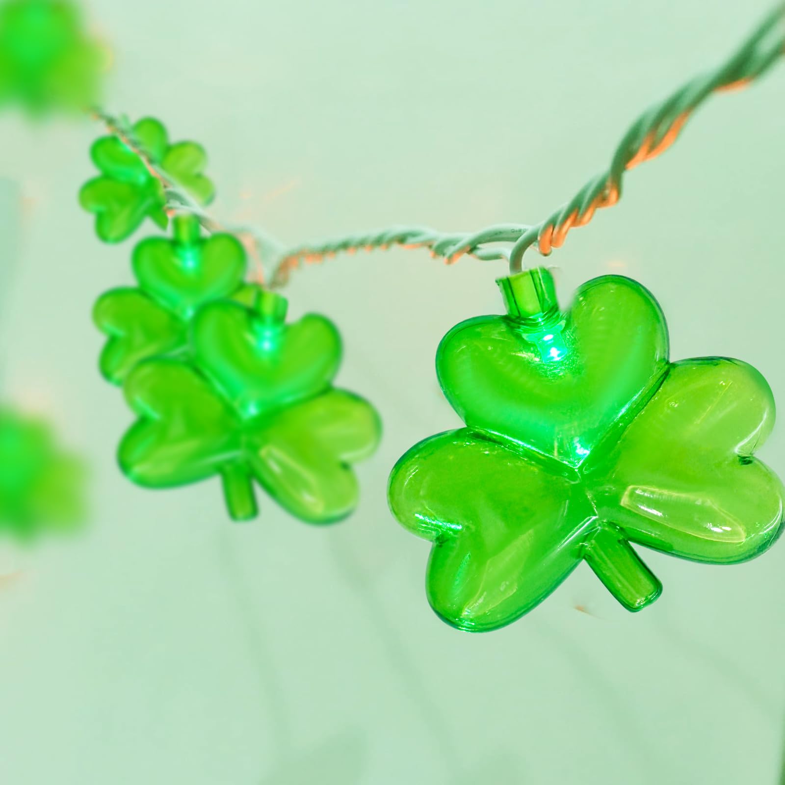 LED Shamrock String Lights Outdoor, 8.5Ft St. Patrick's Day Decorations Lights with 10 Green Clover Light, Plug in Shamrock Fair