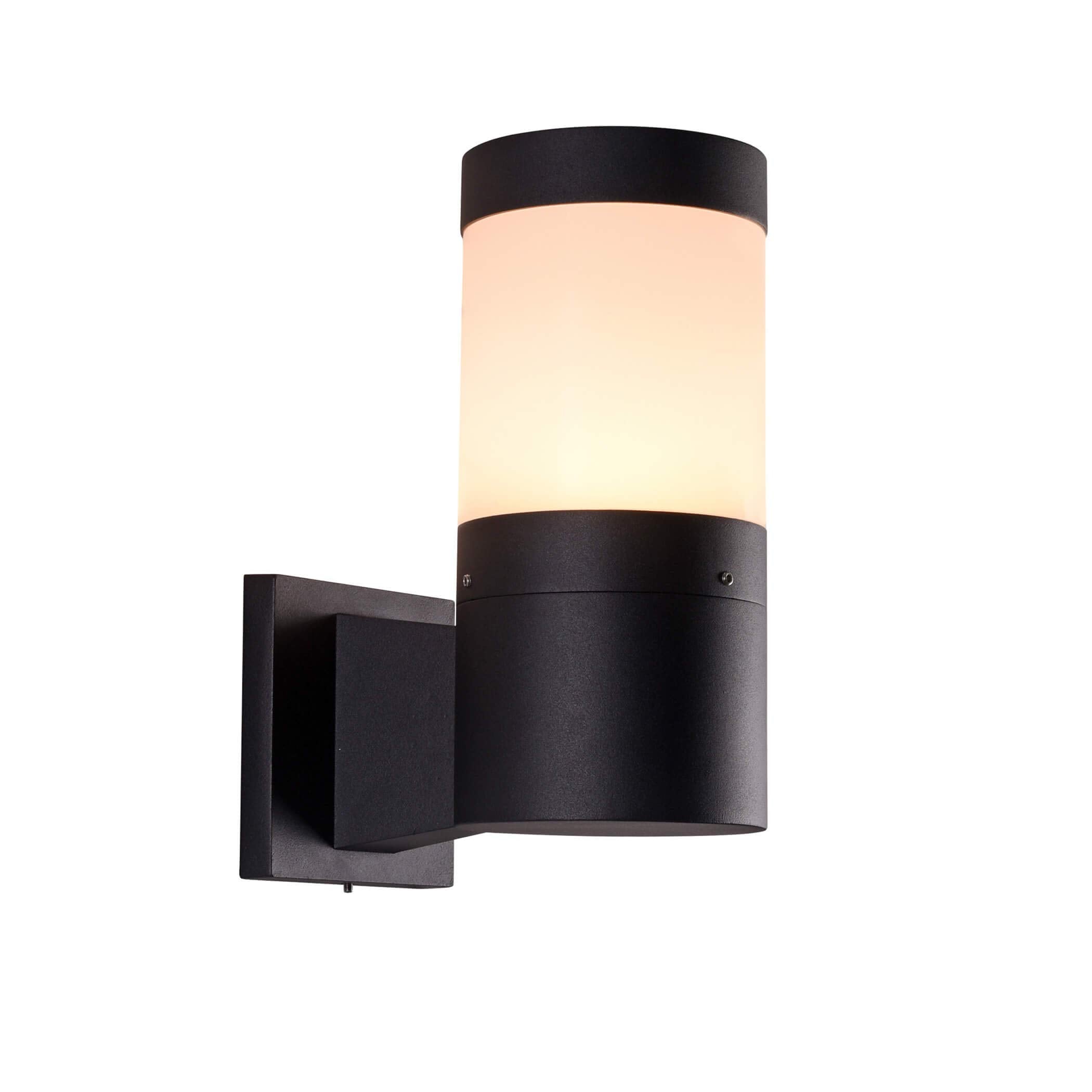 VONN Modern LED Outdoor Wall Sconce, 5W, 4.5inL x 7.25inW x 10.5inH, Aluminum, Matte Black, Model VOW175