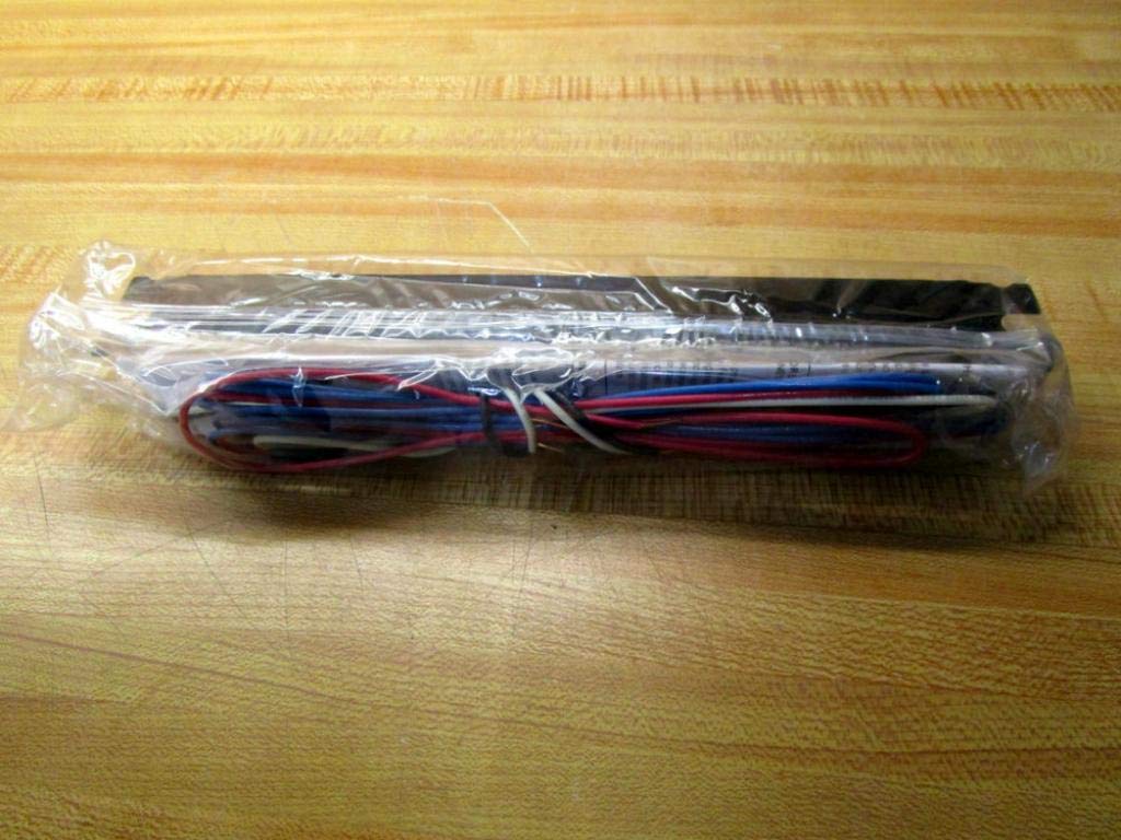 Philips Advance ICN-3P32-N Electronic Ballast for T8 Lamps, 120/277V, 1-Pack, Black