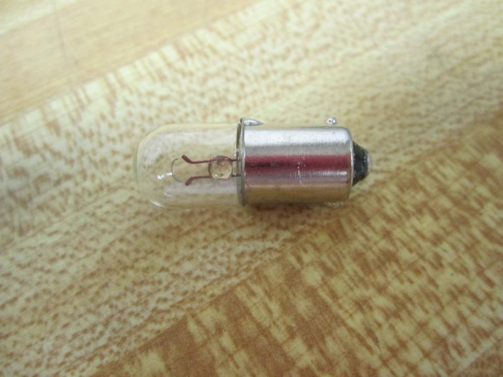 Eiko Miniature Light Bulbs #44 - Clear Plastic - 10 Count Pack