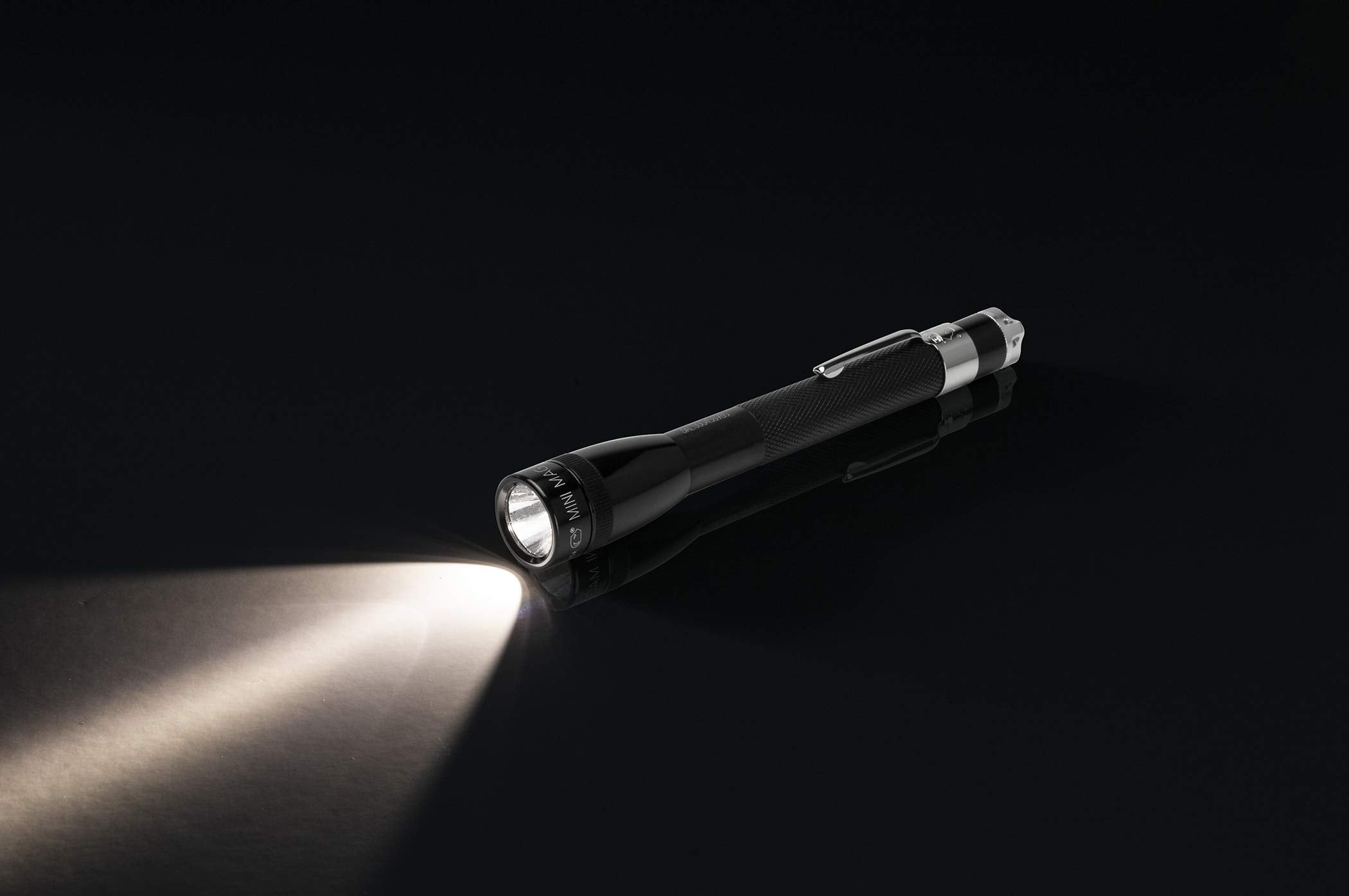 MagLite Mini MagLite LED Flashlight, 5in Aluminum, Warm White, Black, Model P32SZ2