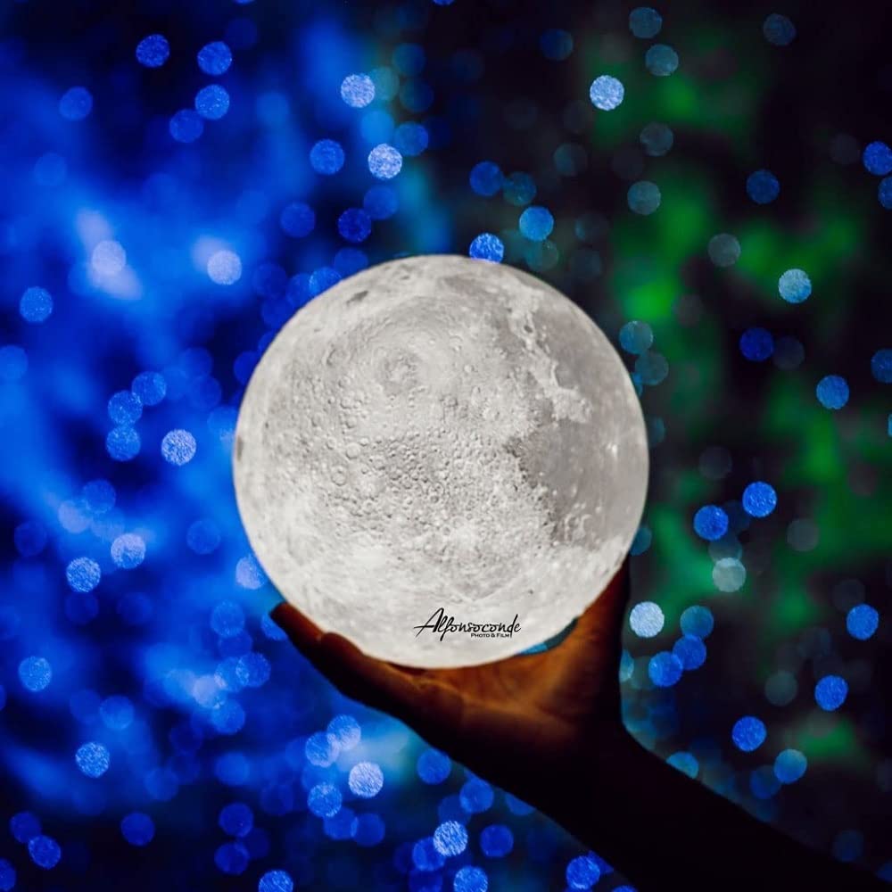 Brightworld Gifts For Women, 7.1 Inch Moon Lamp 3D Printing Moon Light 16 Colors Night Light For Kids Room Home Decor, Gifts For