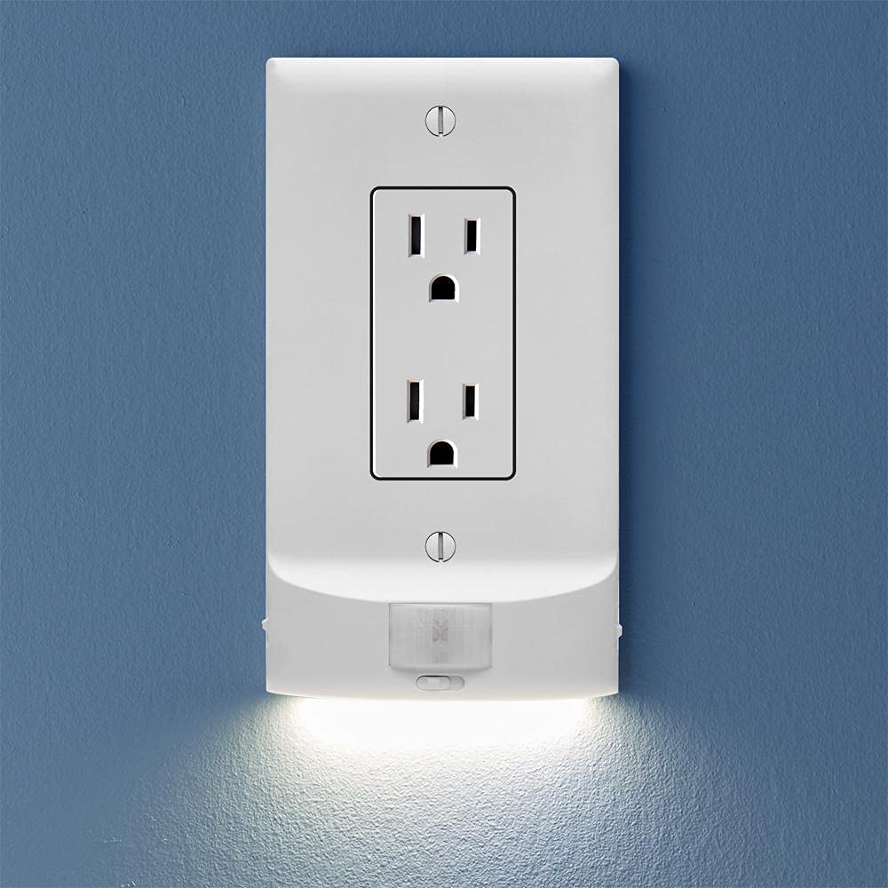 SnapPower MotionLight - 2 Pack Motion Detecting LED Night Lights - Auto On/Off Sensor - Décor Size - White - Model 850033353204