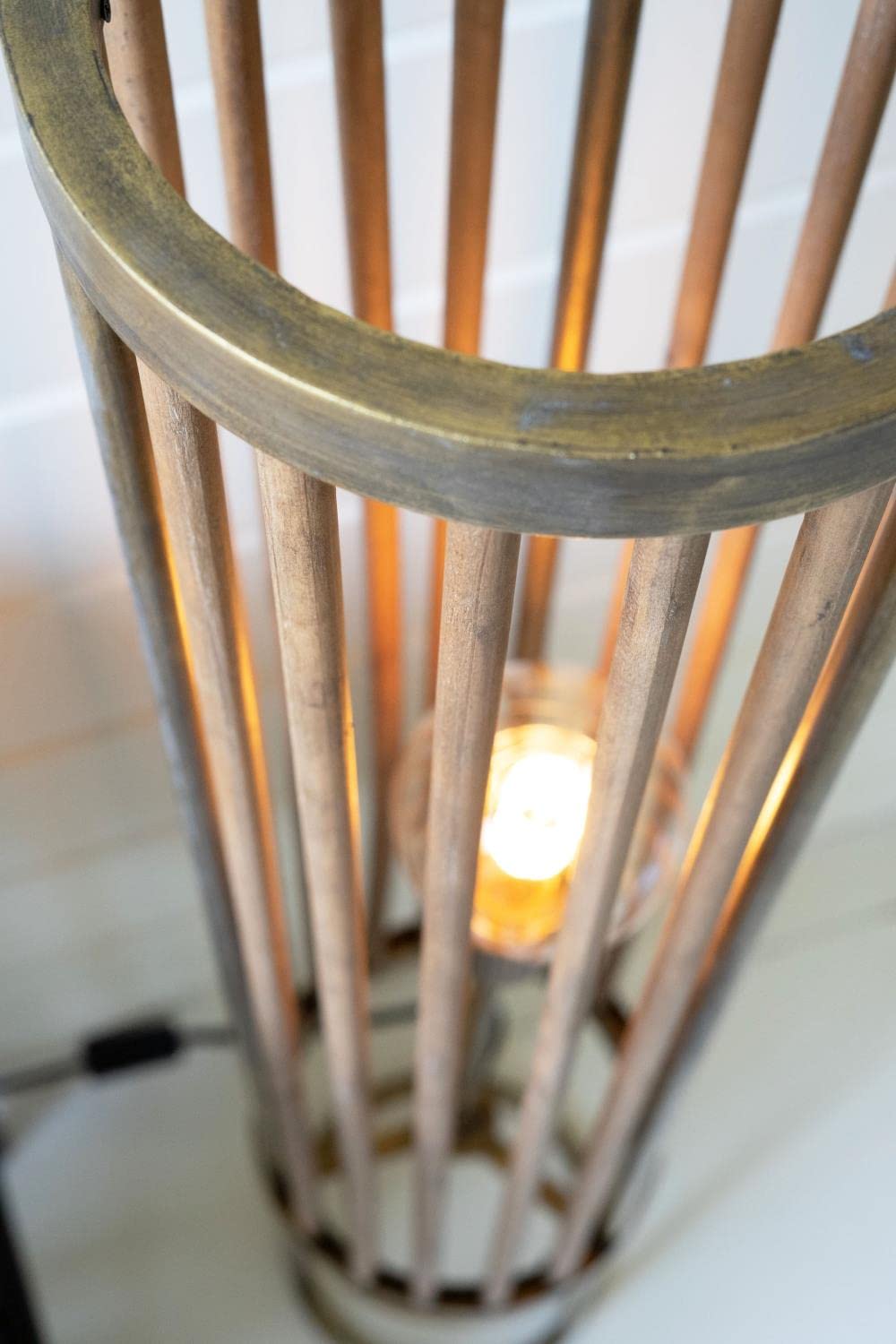ROUND BRASS AND WOOD CYLINDER TABLE LAMP
