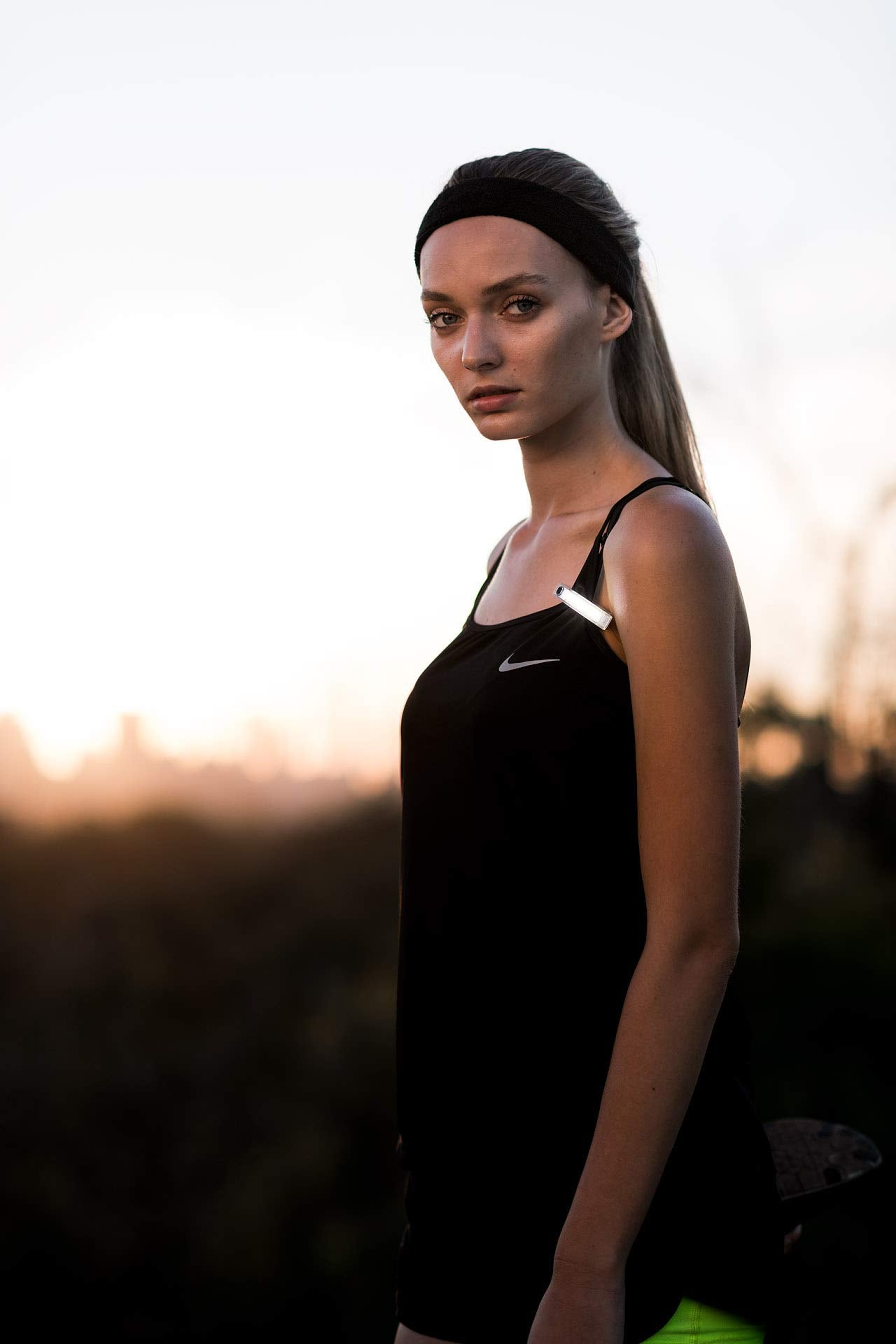 Knog Plus Front Bike Light - Cob Led Bicycle Light - Bike Headlight Mounts On Handlebars, Front Forks, Helmet Or Clips On Clothing - Usb Rechargeable, Waterproof, Ultralight Cycling Safety Light,Black