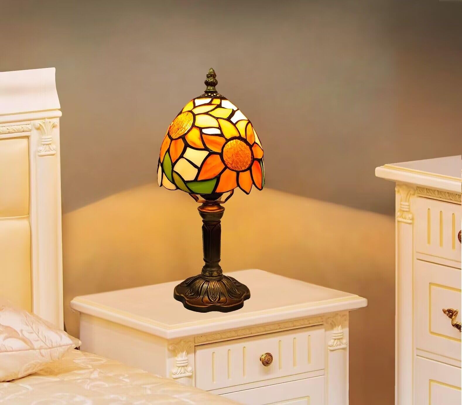 Tiffany Style Table Lamp,Sunflower Stained Glass Lamp,6 Inch Small Antique Bedside Lamp, For Bedroom Living Room Home,Included Dimmable Led Bulb 8W